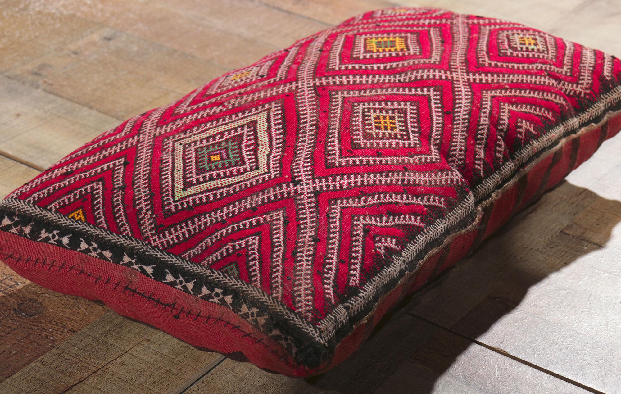20th Century Vintage Zemmour Moroccan Rug Pillow by Berber Tribes of Morocco For Sale
