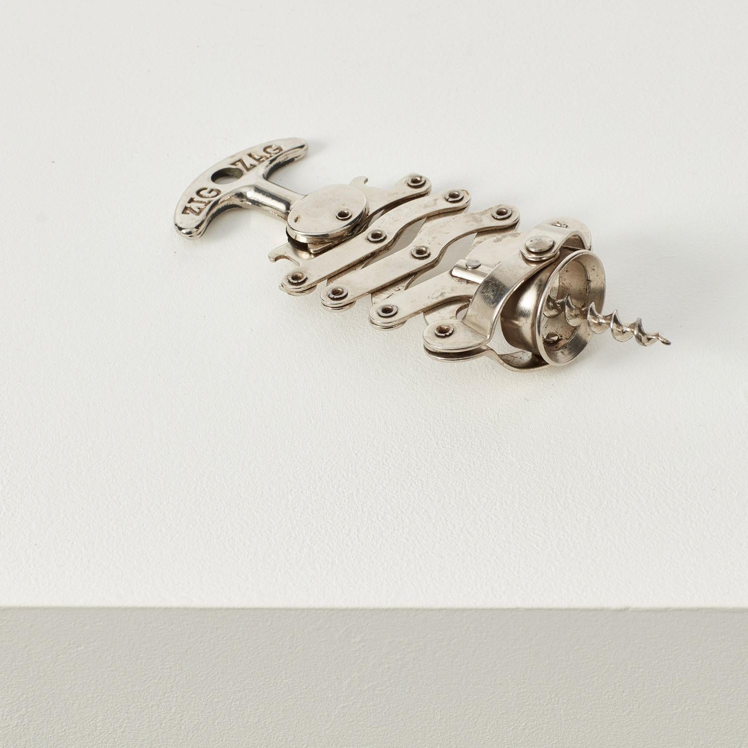 Jules Bart Zig Zag fish corkscrew - France, 1920s In Good Condition For Sale In London, GB