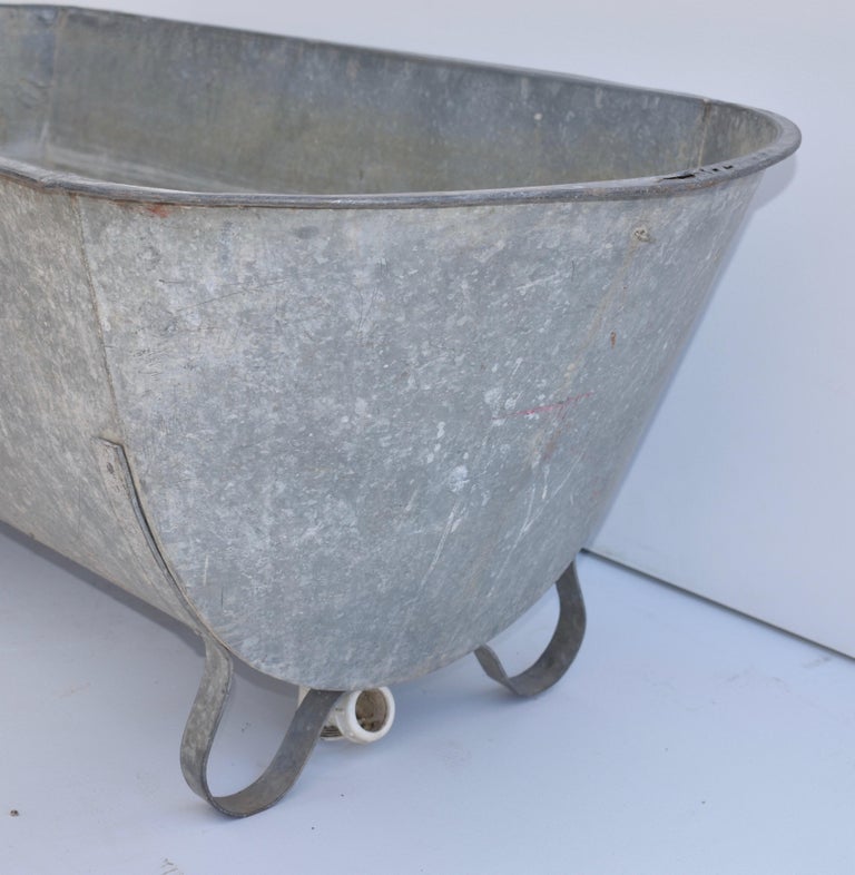 Vintage Zinc Bathtub with Iron Feet at 1stDibs