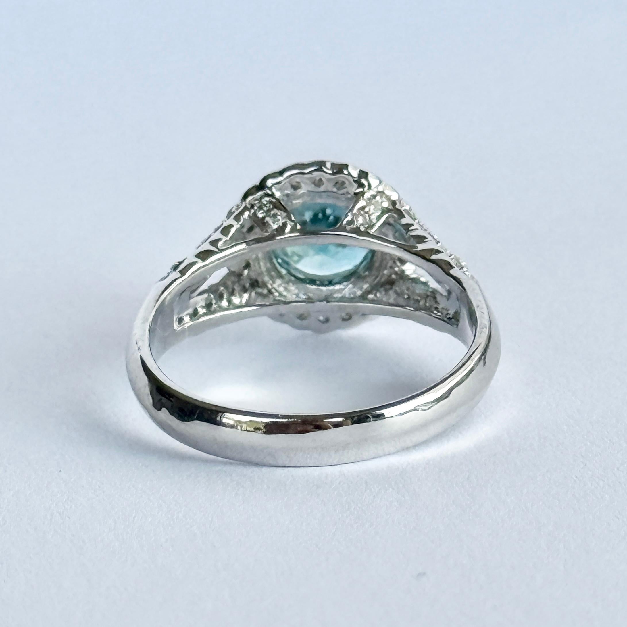Anello a grappolo d'epoca con zircone e diamante in oro bianco 18 carati in vendita 1