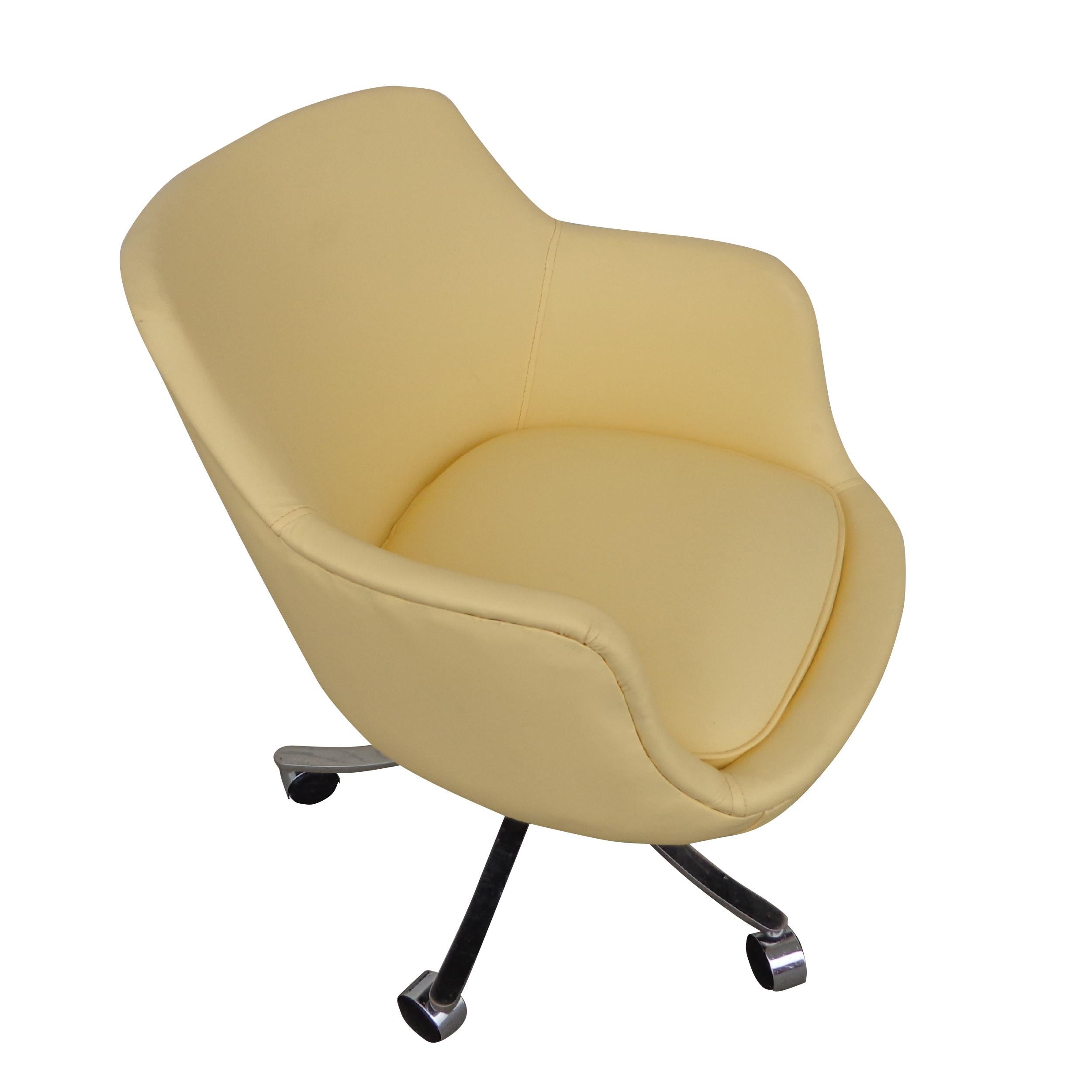 Mid-Century Modern Vintage Zographos Alpha Bucket Chair Restored with New Vegan Ultra Leather For Sale