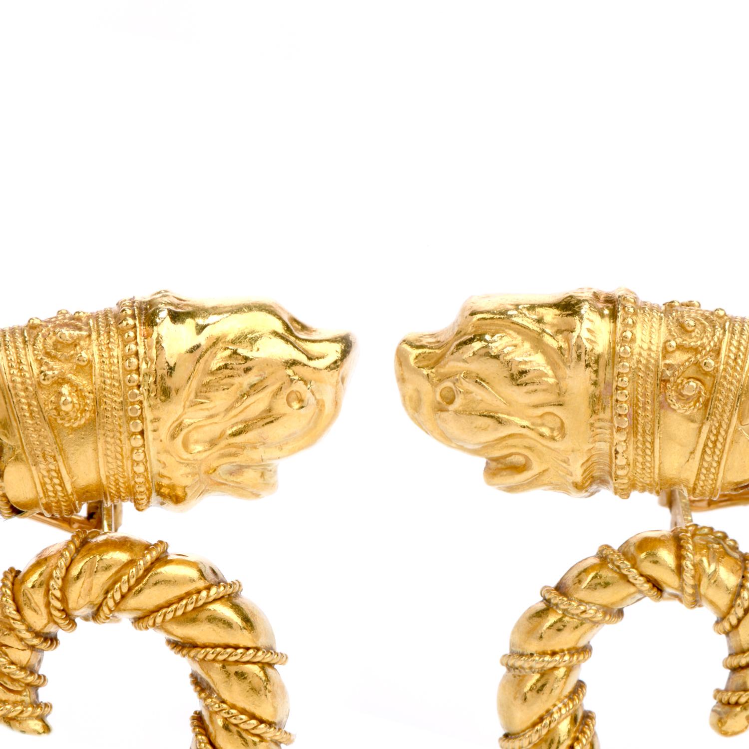 Vintage  Zolatos Greek 22 Karat Gold Large Clip-On Earrings In Excellent Condition For Sale In Miami, FL