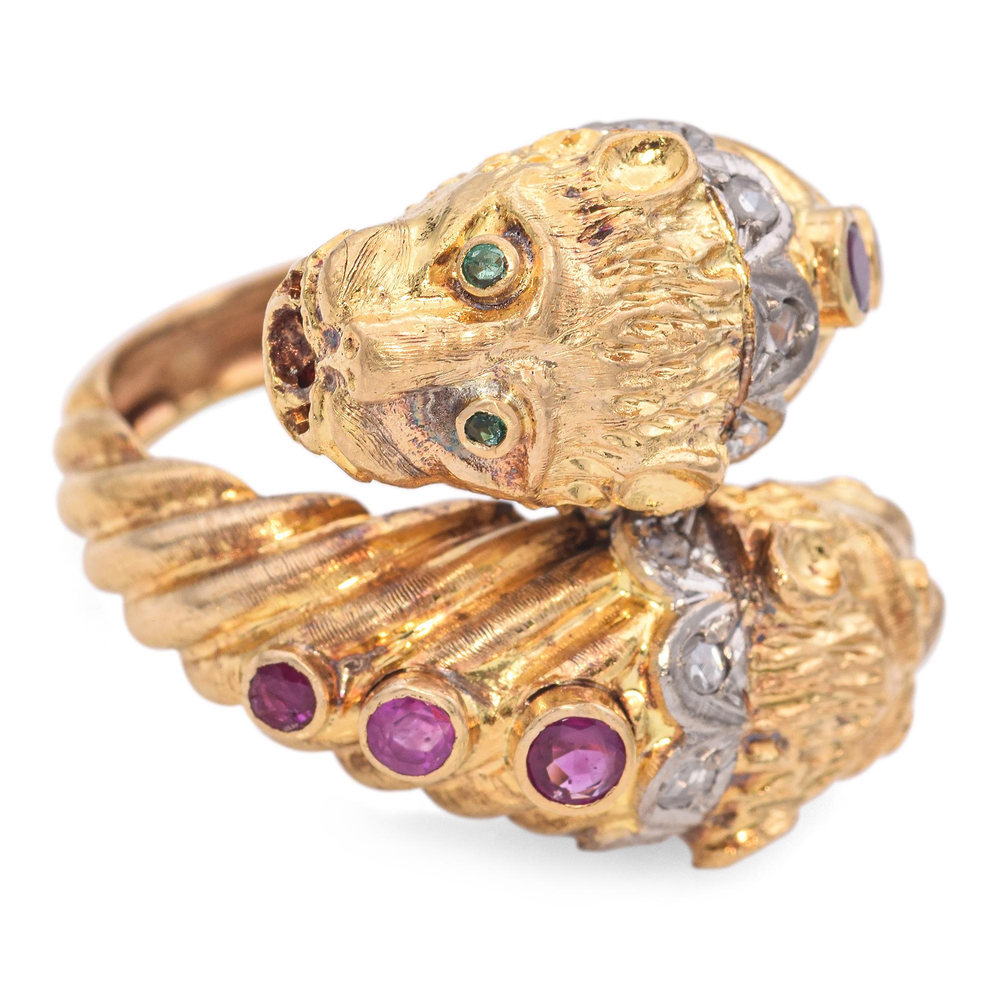 Round Cut Vintage Zolotas 18k Yellow Gold Double Lion Head Ring