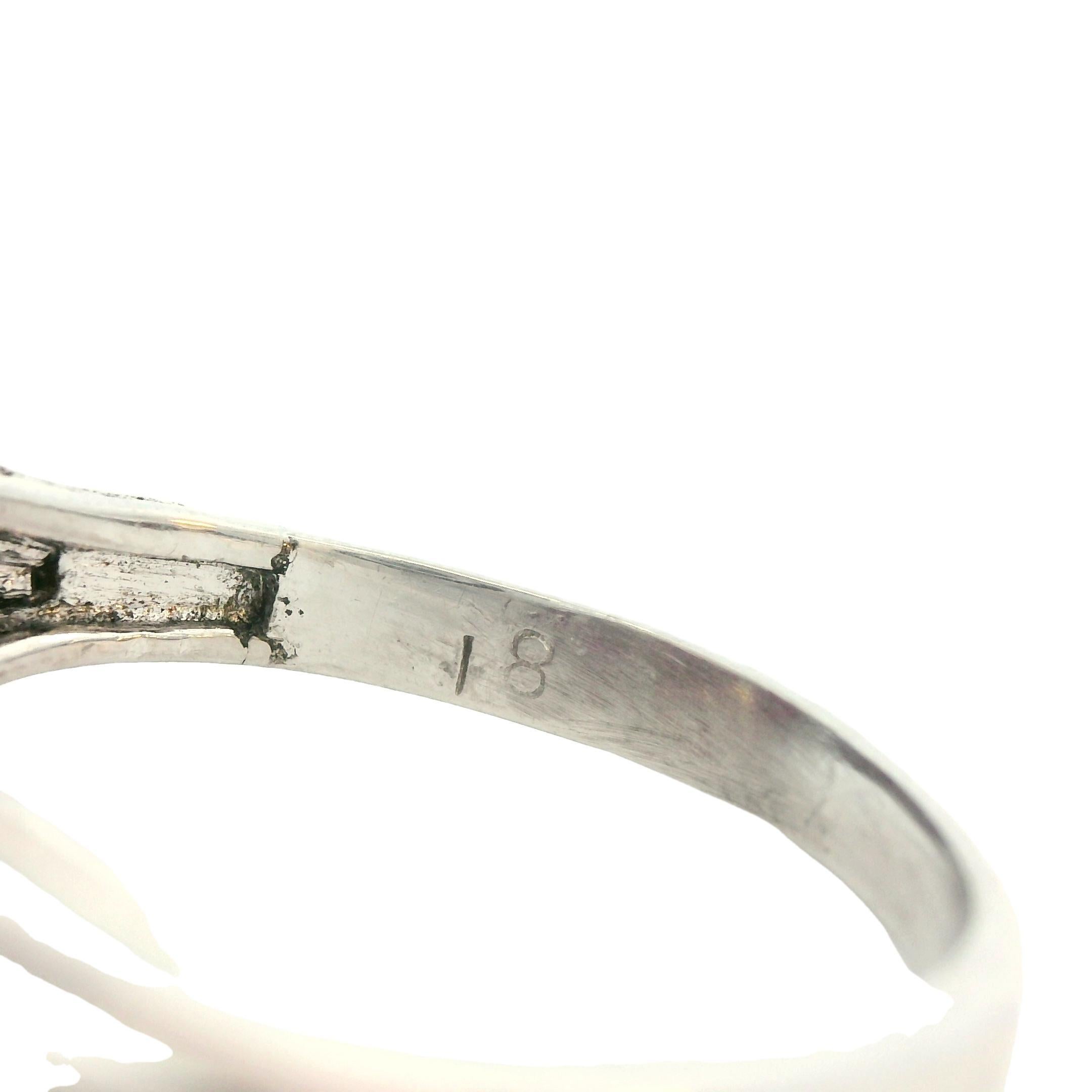Vintage18k White Gold Ruby & Diamond Ring (9.0+CT Ruby) For Sale 4