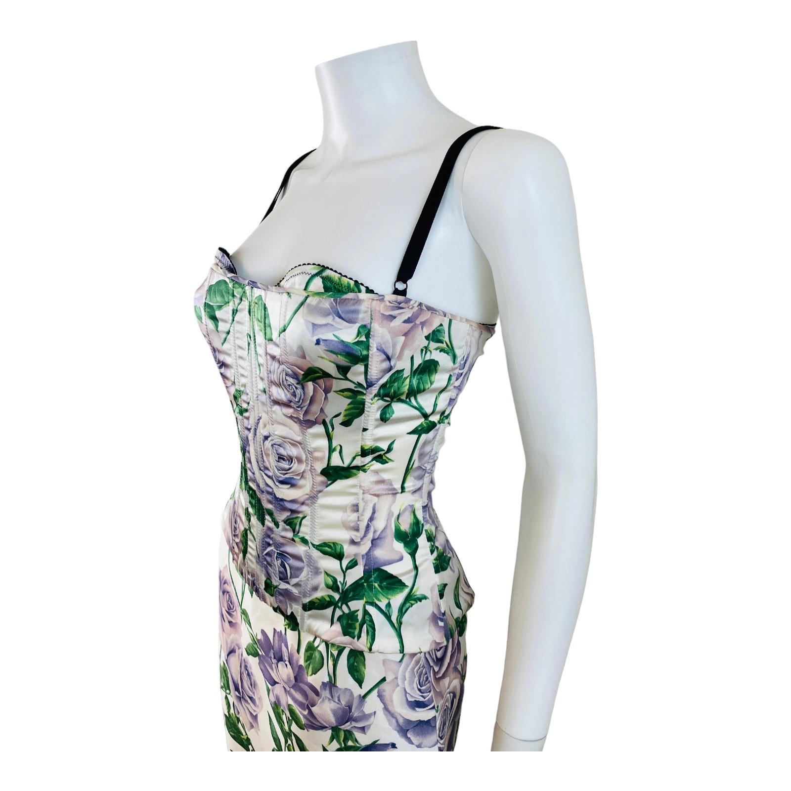 Vintage2000s Dolce + Gabbana Silk Satin Purple Roses Floral Print Corset Skirt For Sale 7