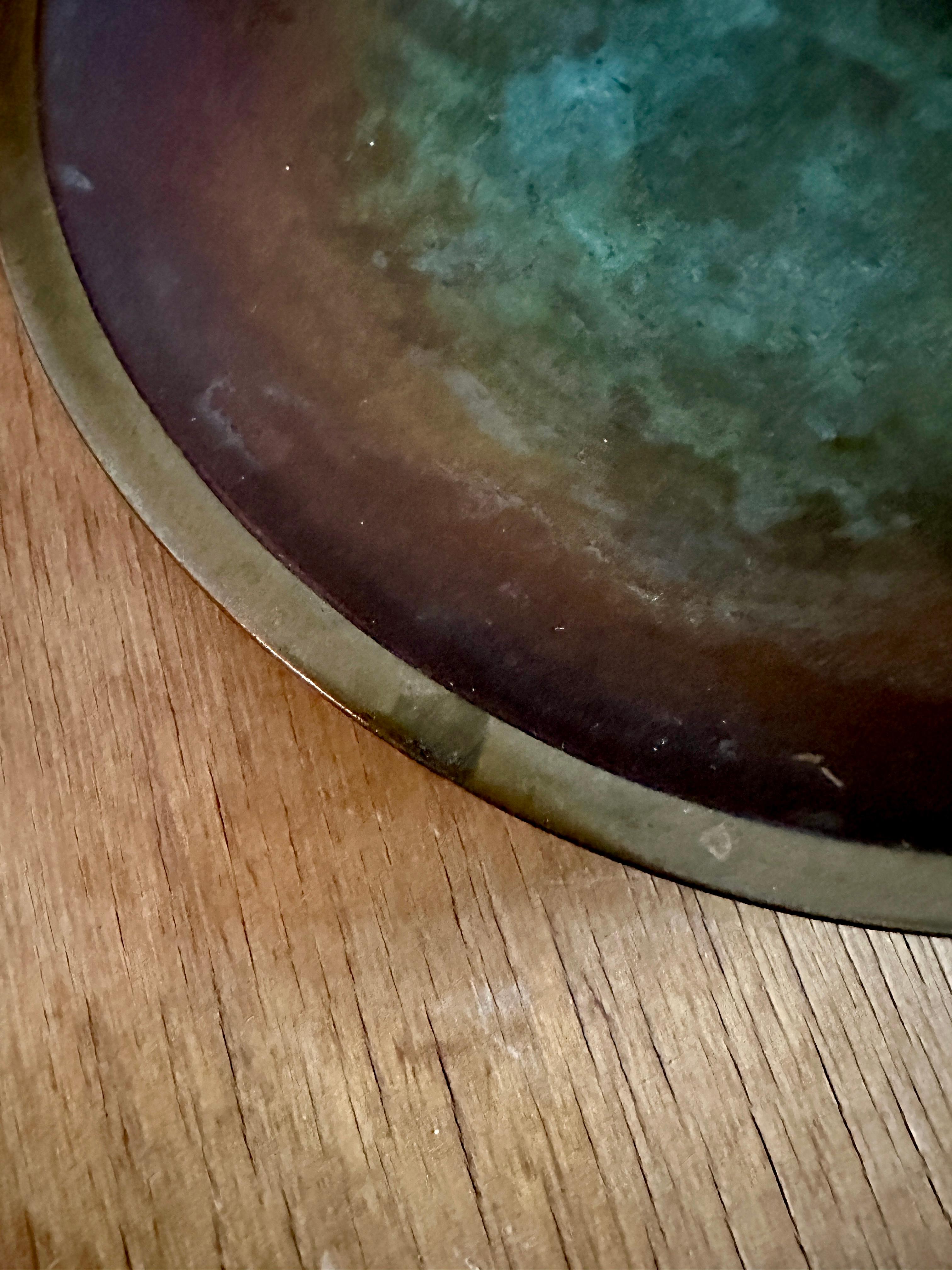 Cuenco de bronce patinado envejecido diseñado por Just Andersen, fabricado en Suecia. mediados del siglo XX en venta