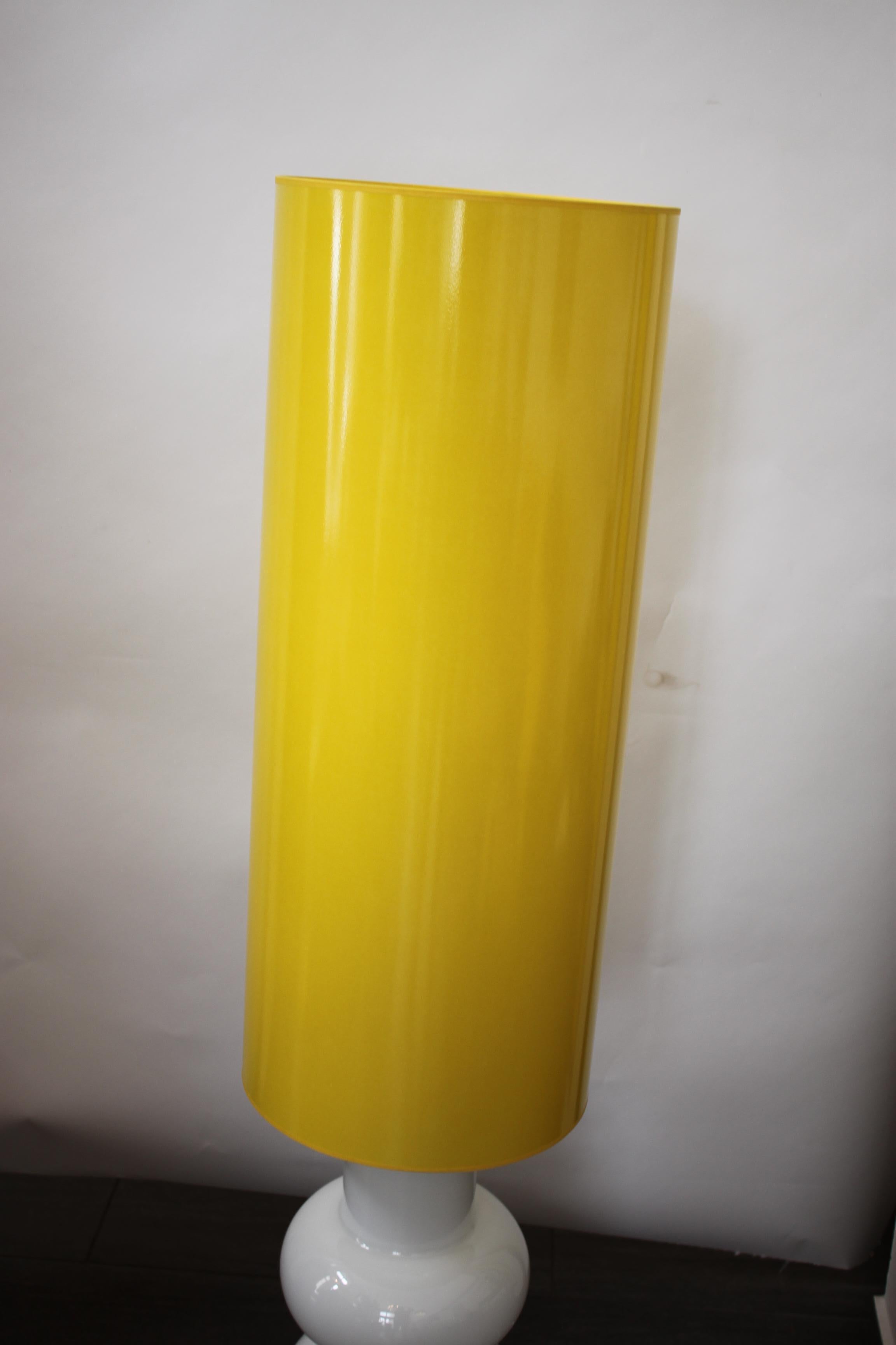 Vintage Floor Lamp, 1970s In Good Condition For Sale In Vienna, Vienna