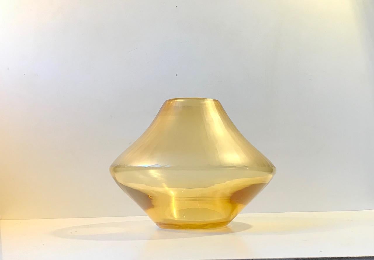 Vintage Kosta Boda Amber Glass Vase, Sweden, 1970s 2