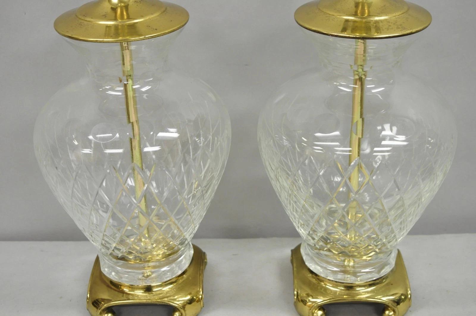 Lampade da tavolo in ottone con barattolo di zenzero in cristallo diamantato di Vintagte Chinoiserie - una coppia in vendita 3