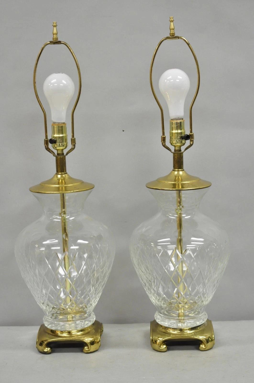 Lampade da tavolo in ottone con barattolo di zenzero in cristallo diamantato di Vintagte Chinoiserie - una coppia in vendita 4