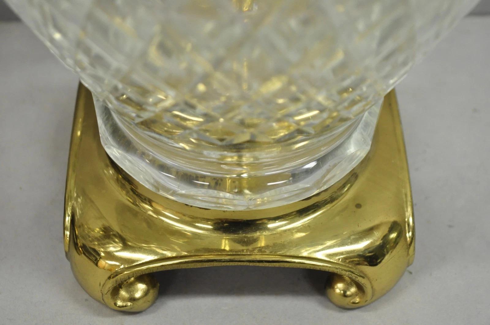 Lampade da tavolo in ottone con barattolo di zenzero in cristallo diamantato di Vintagte Chinoiserie - una coppia in vendita 1