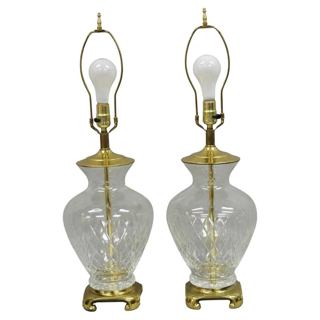 Lampade da tavolo in ottone con barattolo di zenzero in cristallo diamantato di Vintagte Chinoiserie - una coppia in vendita