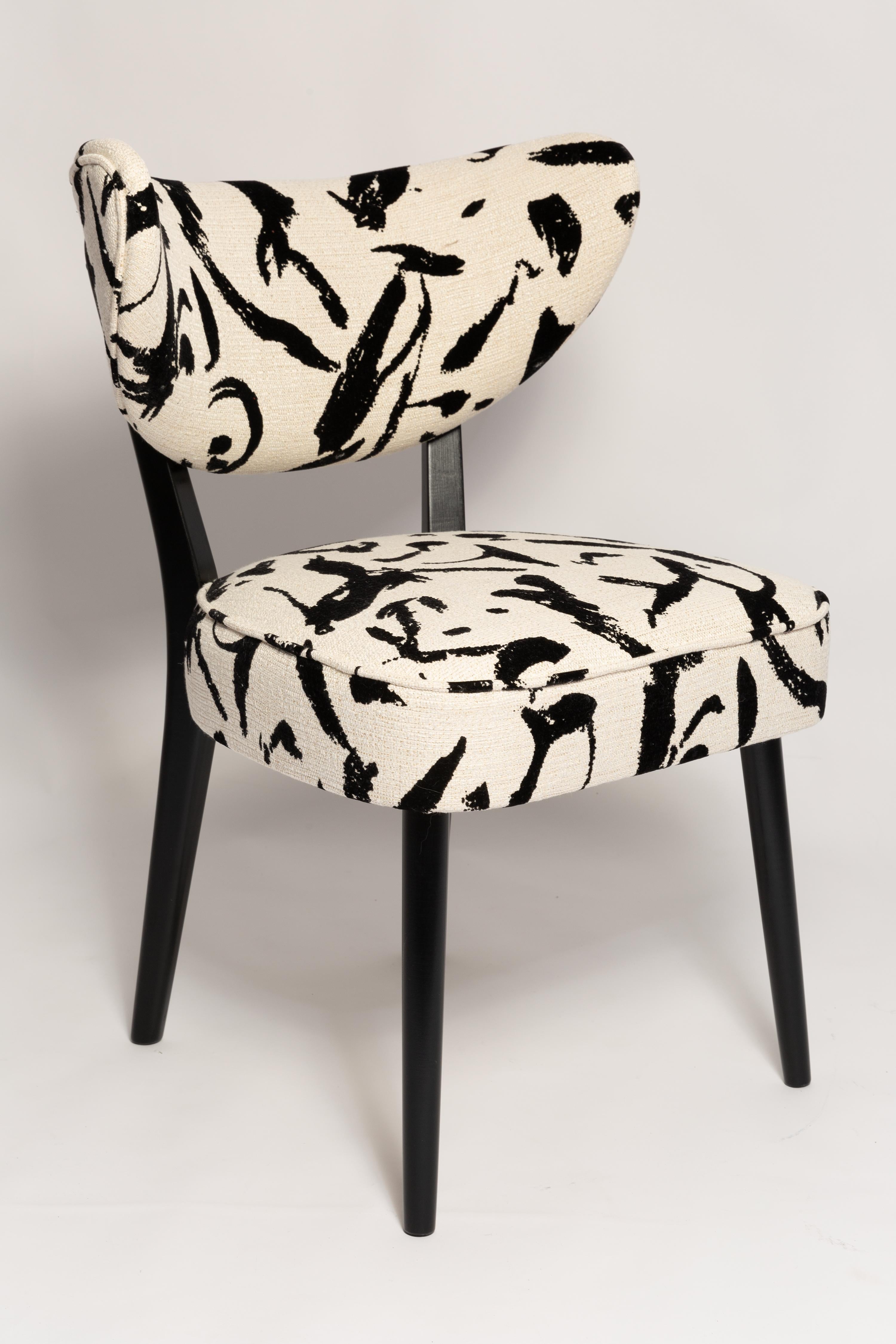 Mid-Century Modern Vintola Dining Chair, Cream and Black Ichi-go Ichi-e by Dedar, Europe, Poland For Sale