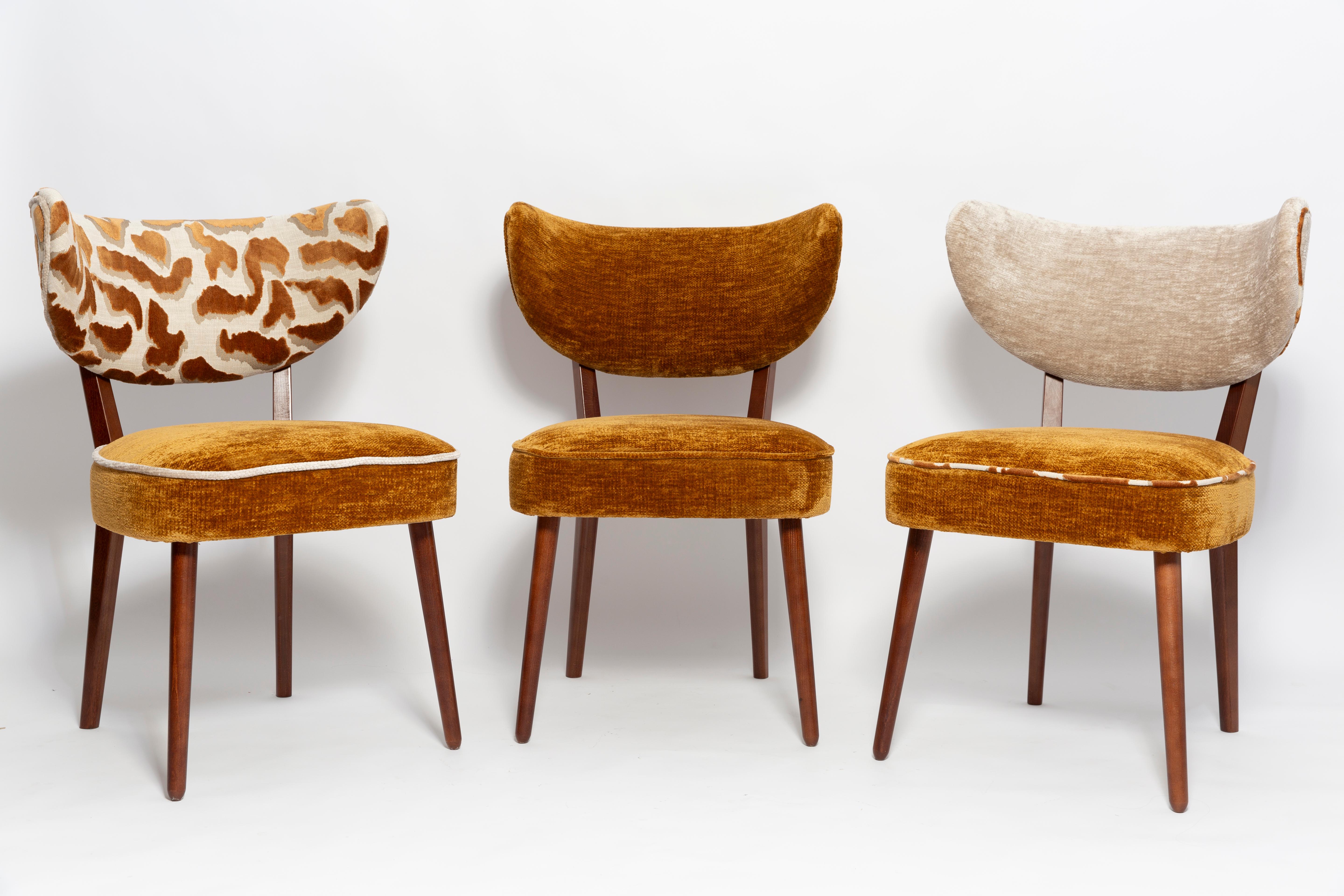 Chaise de salle à manger de Vintola Studio, tissu Casamance DEMOISELLE, Europe, Pologne en vente 2