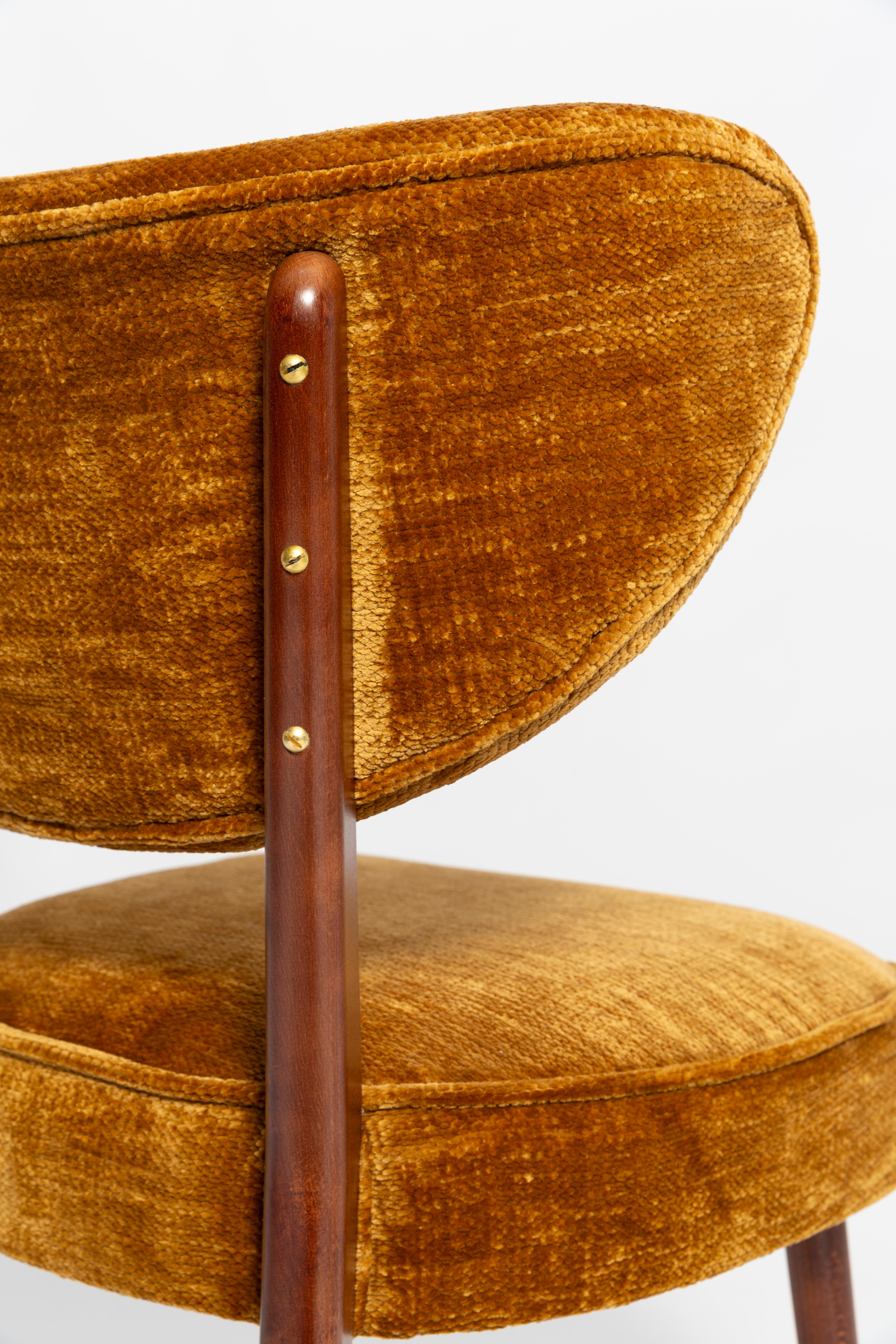 Fait main Chaise de salle à manger de Vintola Studio, tissu Casamance DEMOISELLE, Europe, Pologne en vente