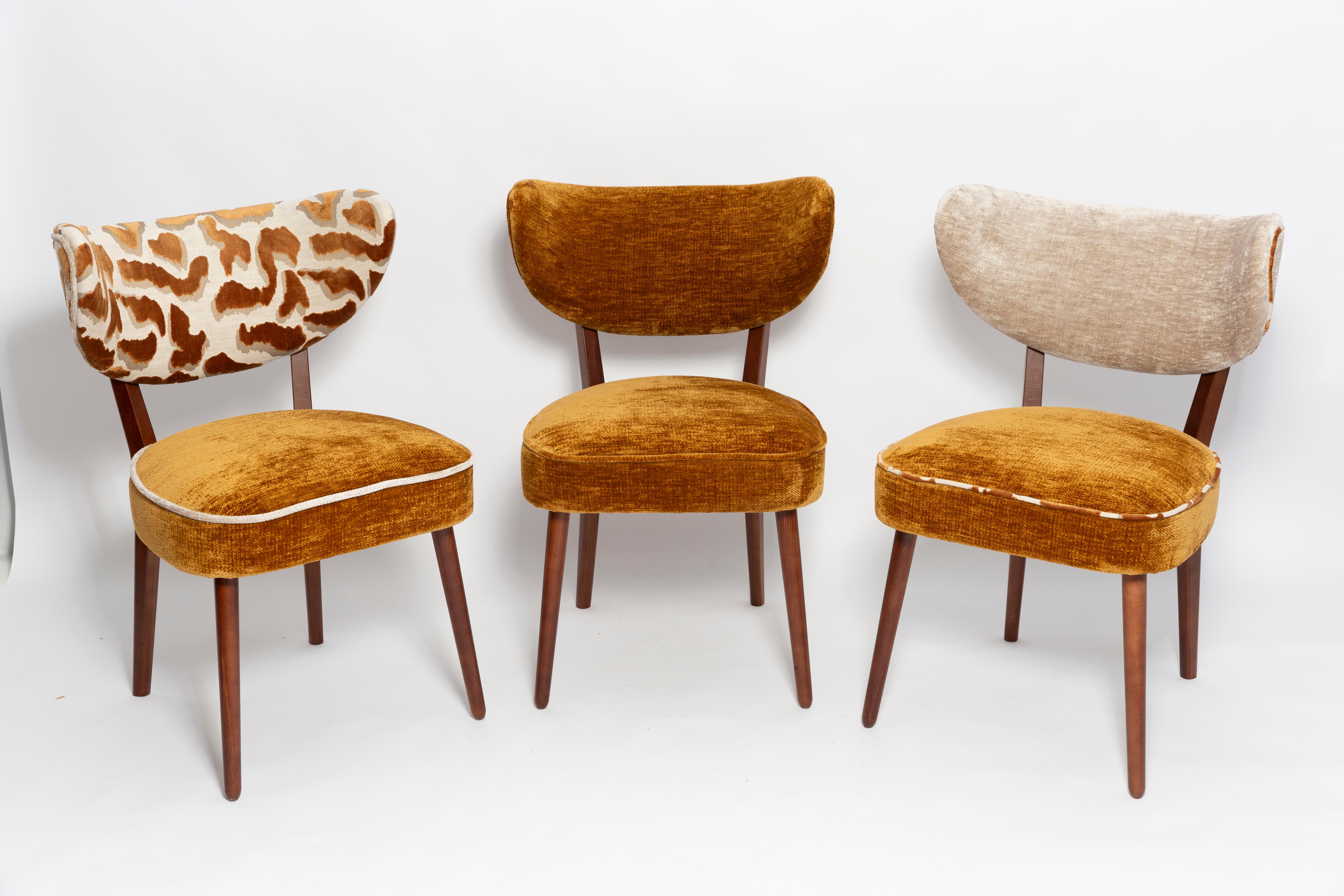 Chaise de salle à manger de Vintola Studio, tissu Casamance DEMOISELLE, Europe, Pologne en vente 1