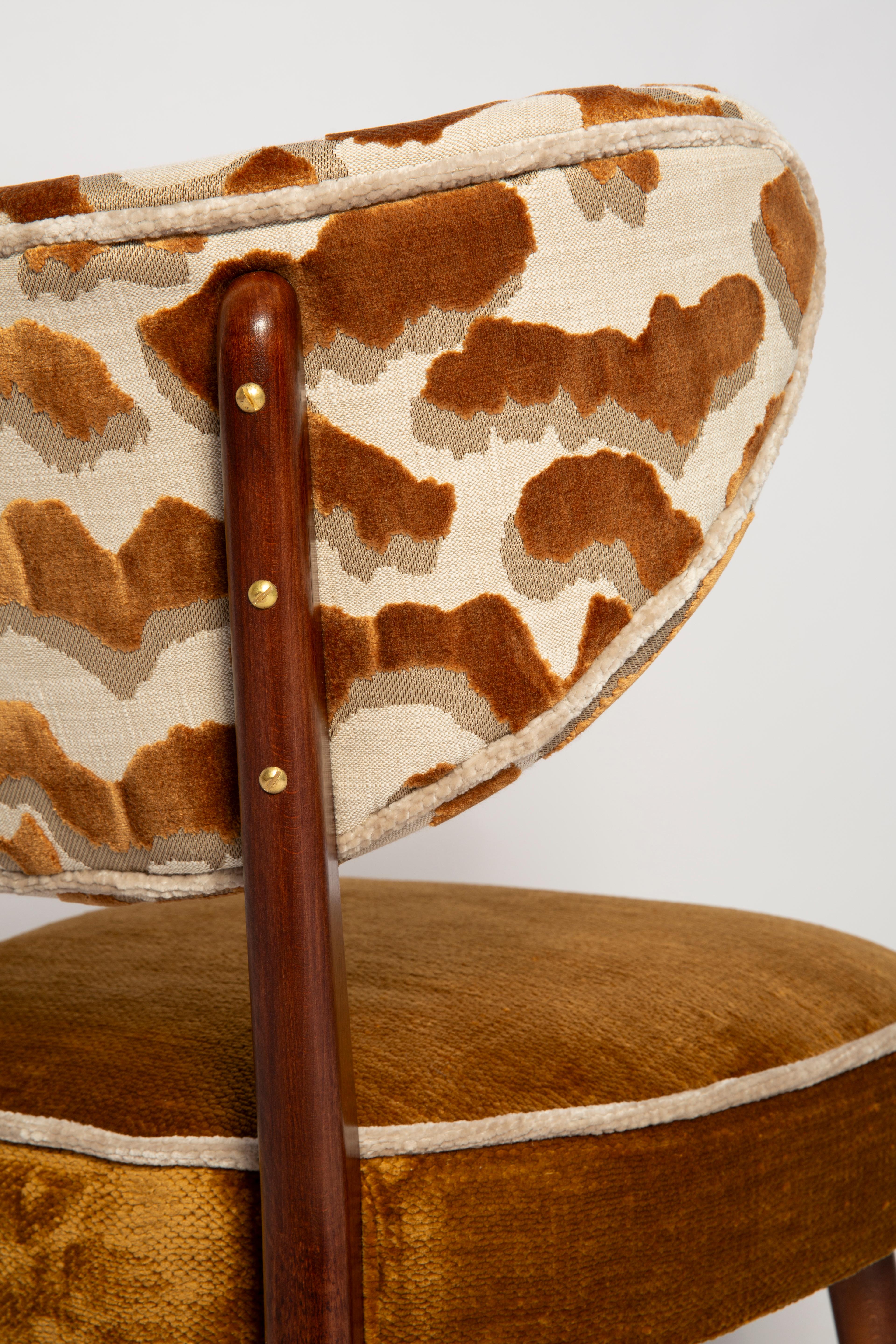 Vintola Studio Dining Chair, Casamance Nimbus Leopard Fabric, Europe, Poland In New Condition For Sale In 05-080 Hornowek, PL