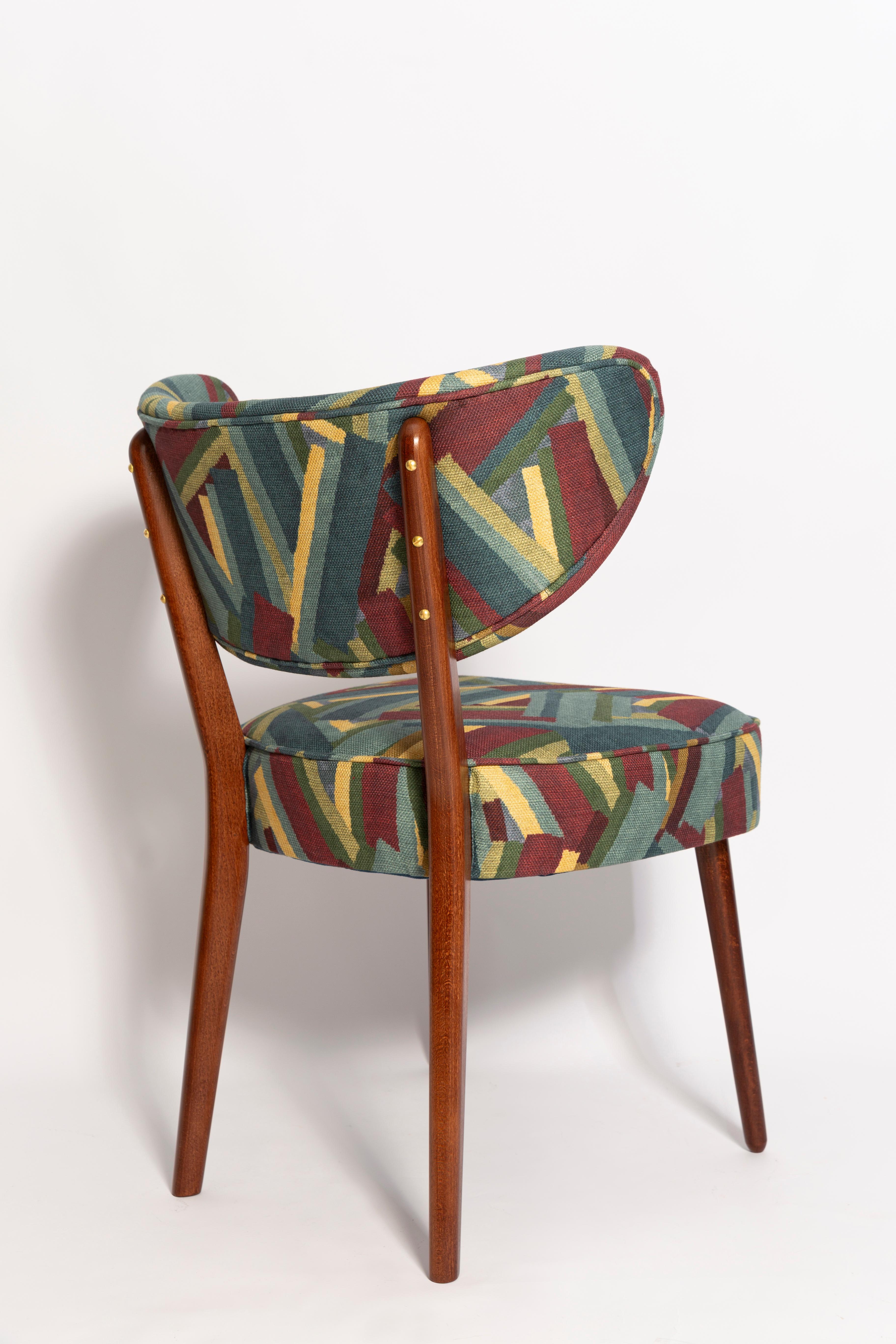 Fatto a mano Sedia da pranzo Vintola Studio Shell, tessuto Beowulf Linen di Dedar in vendita