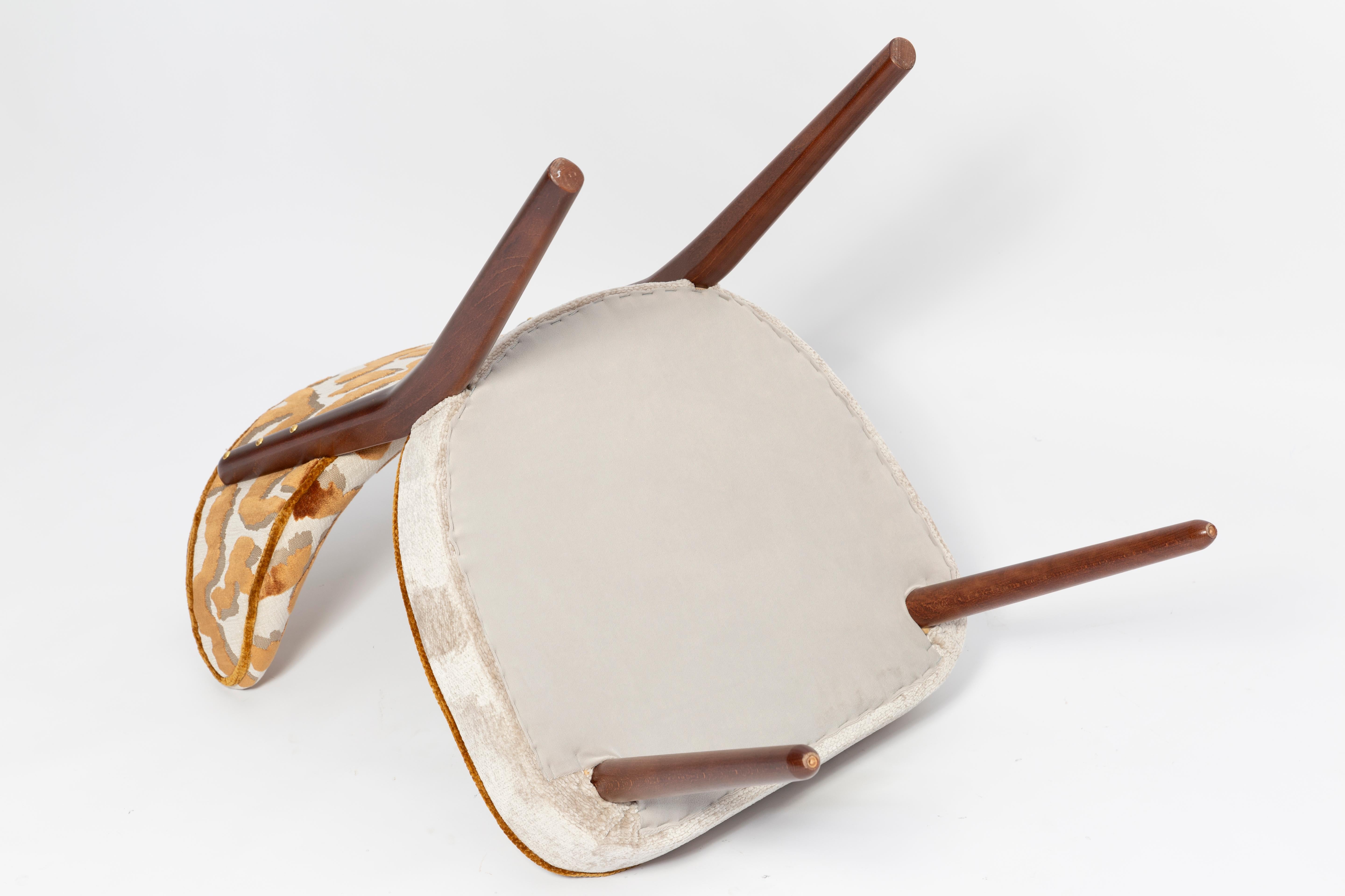 Vintola Studio Sechs Esszimmerstühle, Casamance DEMOISELLE und Nimbus-Stoff im Angebot 2