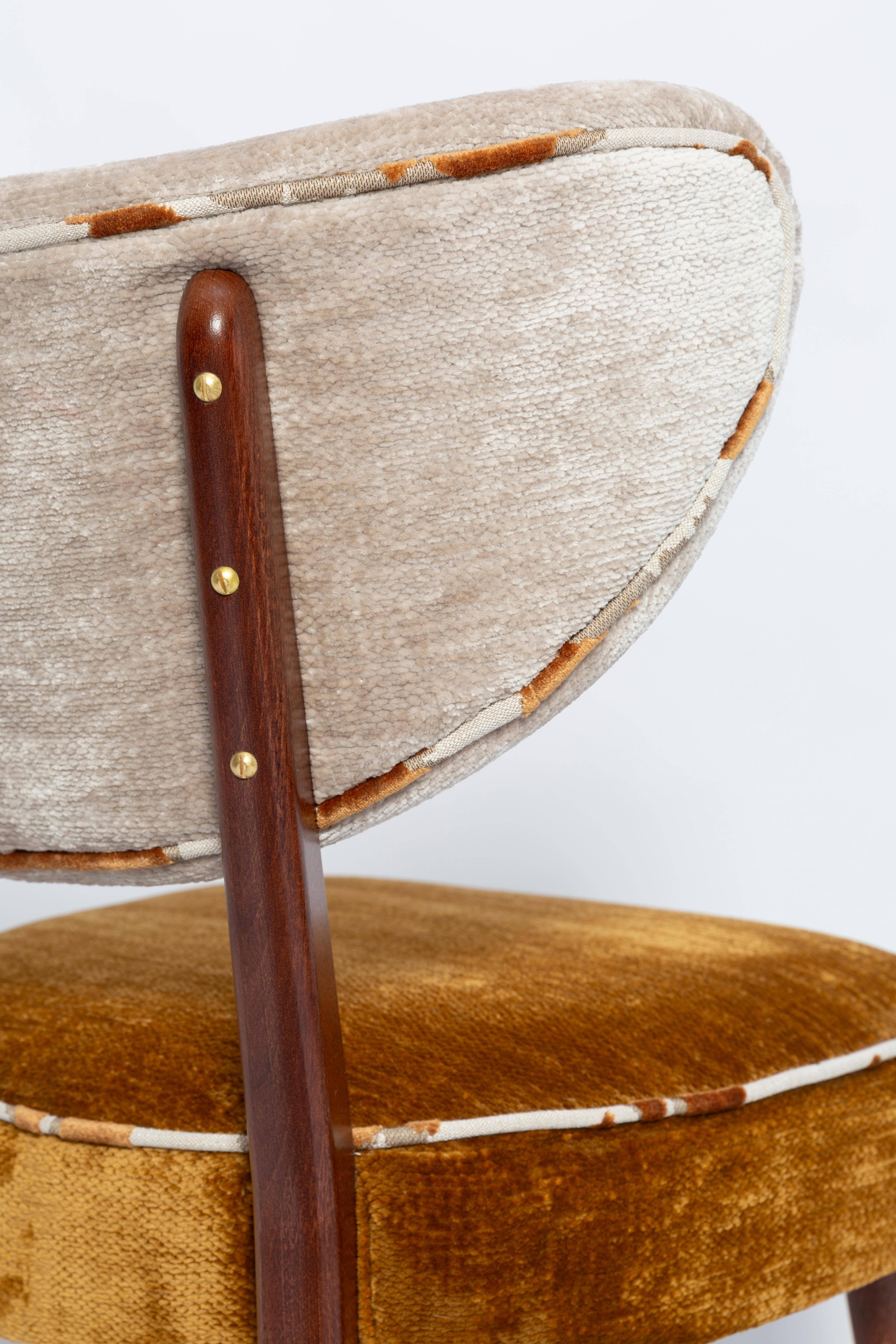 Vintola Studio Sechs Esszimmerstühle, Casamance DEMOISELLE und Nimbus-Stoff (Handgefertigt) im Angebot