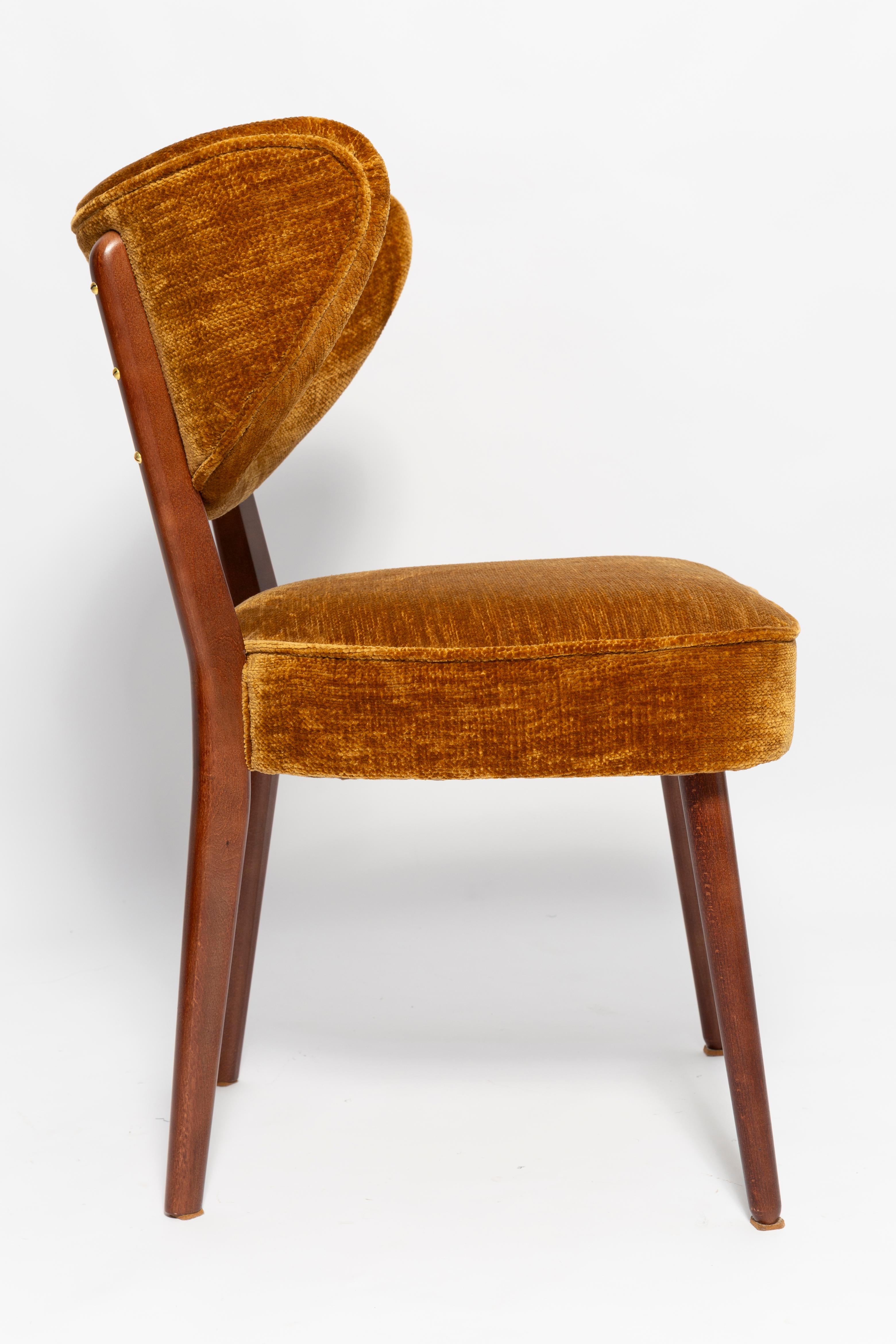 Polonais Vintola Studio Six chaises de salle à manger, tissu Casamance DEMOISELLE, Europe, Pologne en vente