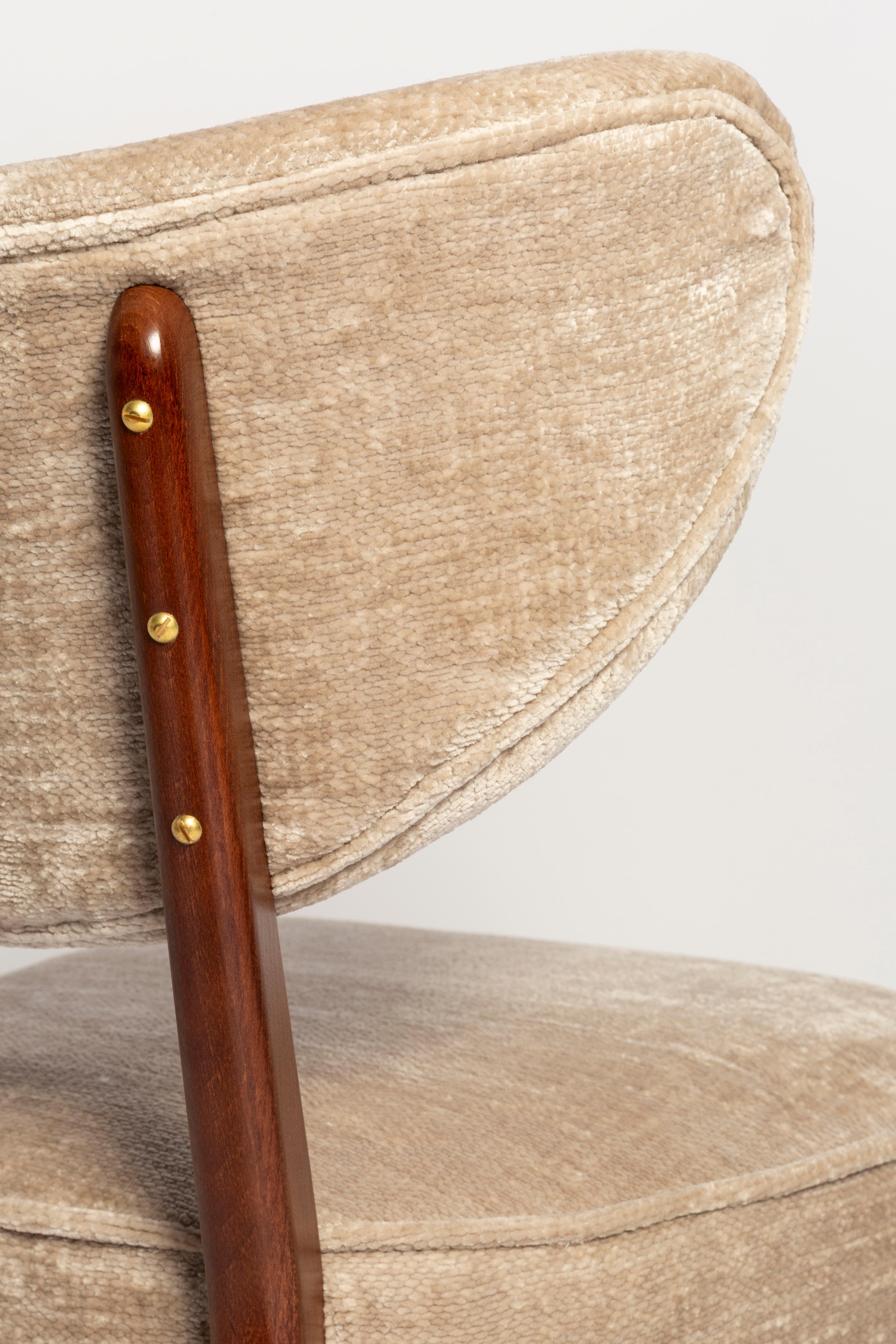 Vintola Studio Sechs Esszimmerstühle, Casamance DEMOISELLE Stoff, Europa, Polen (21. Jahrhundert und zeitgenössisch) im Angebot