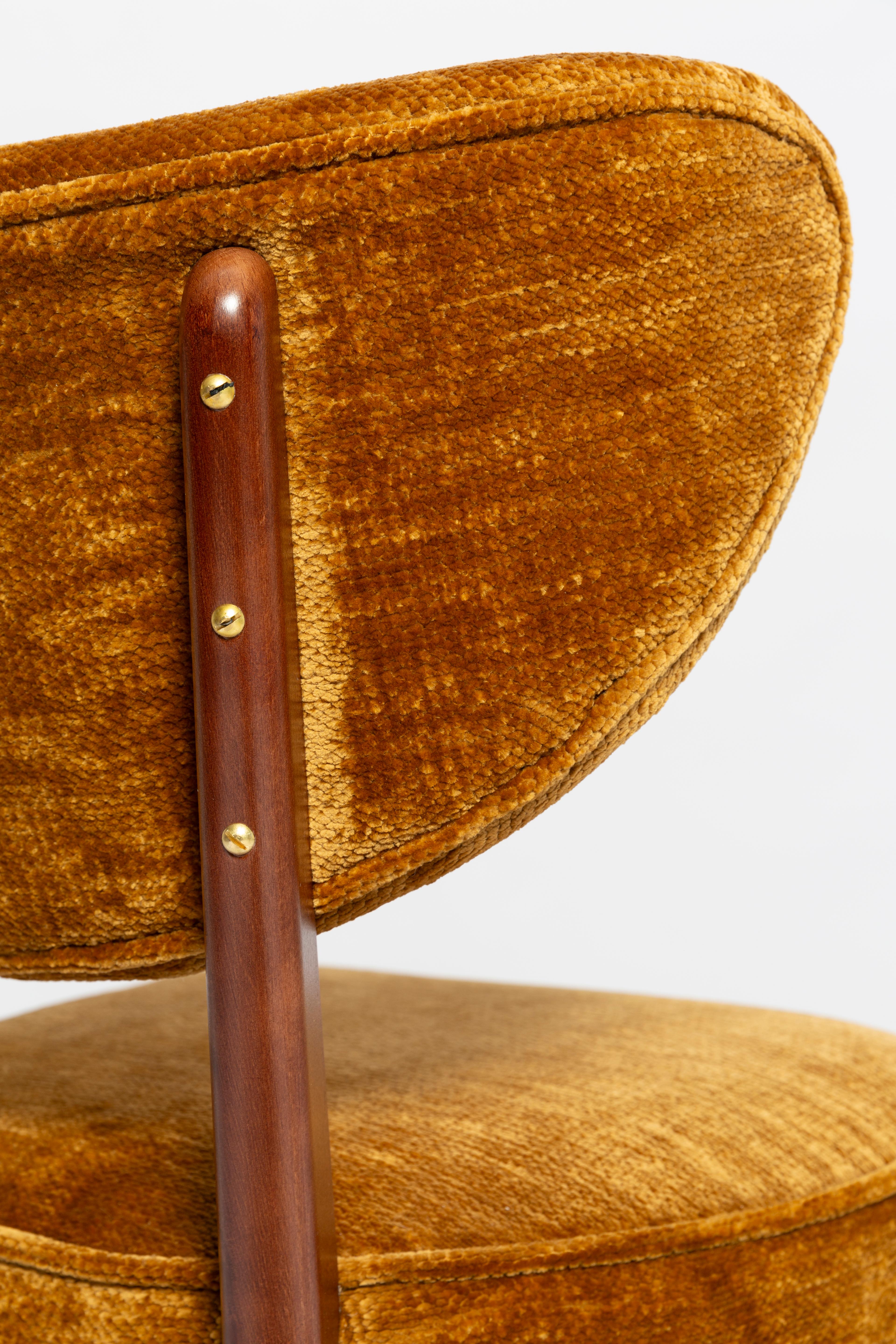 XXIe siècle et contemporain Vintola Studio Six chaises de salle à manger, tissu Casamance DEMOISELLE, Europe, Pologne en vente