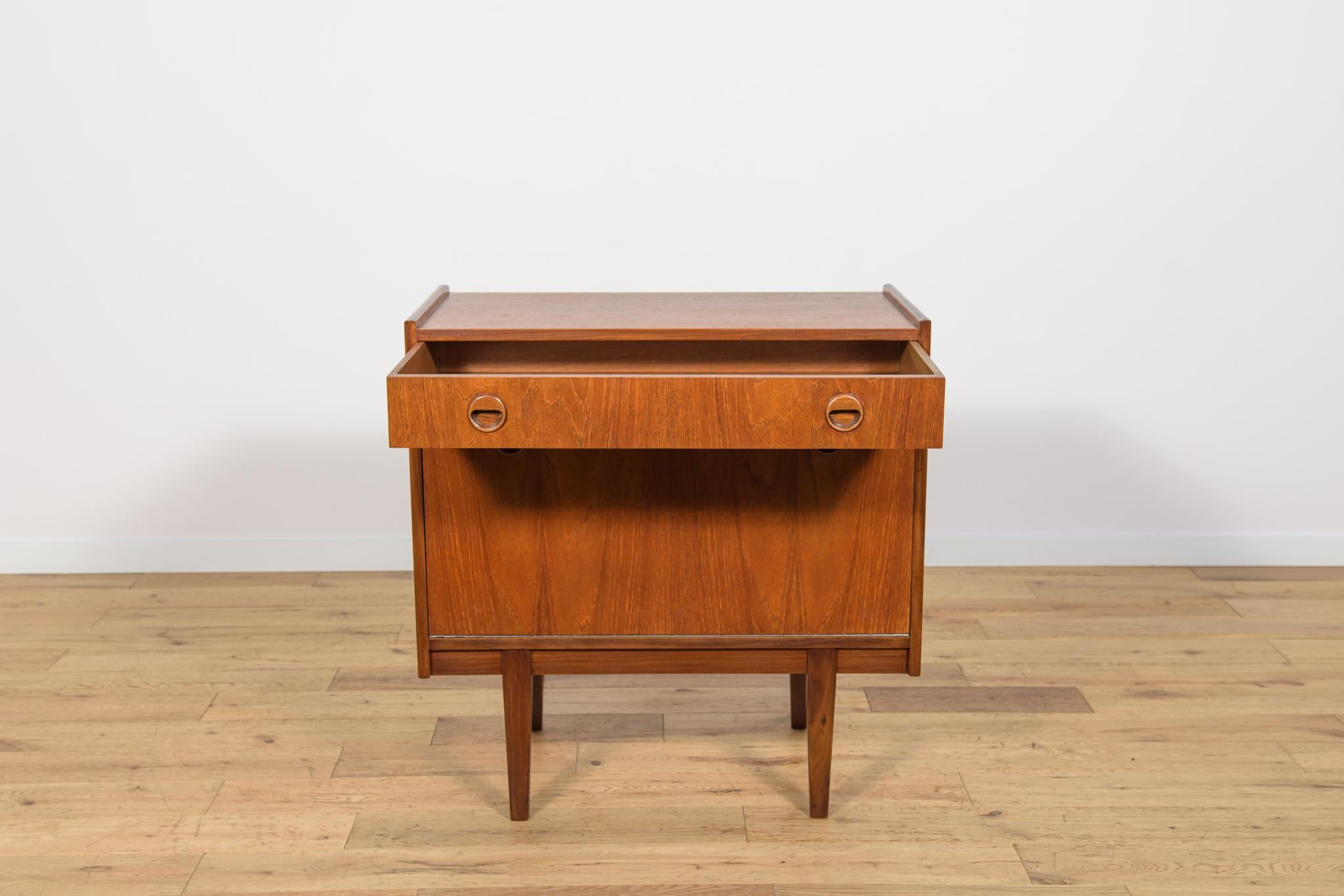 Vinyl Cabinet, Denmark, 1980s For Sale 1