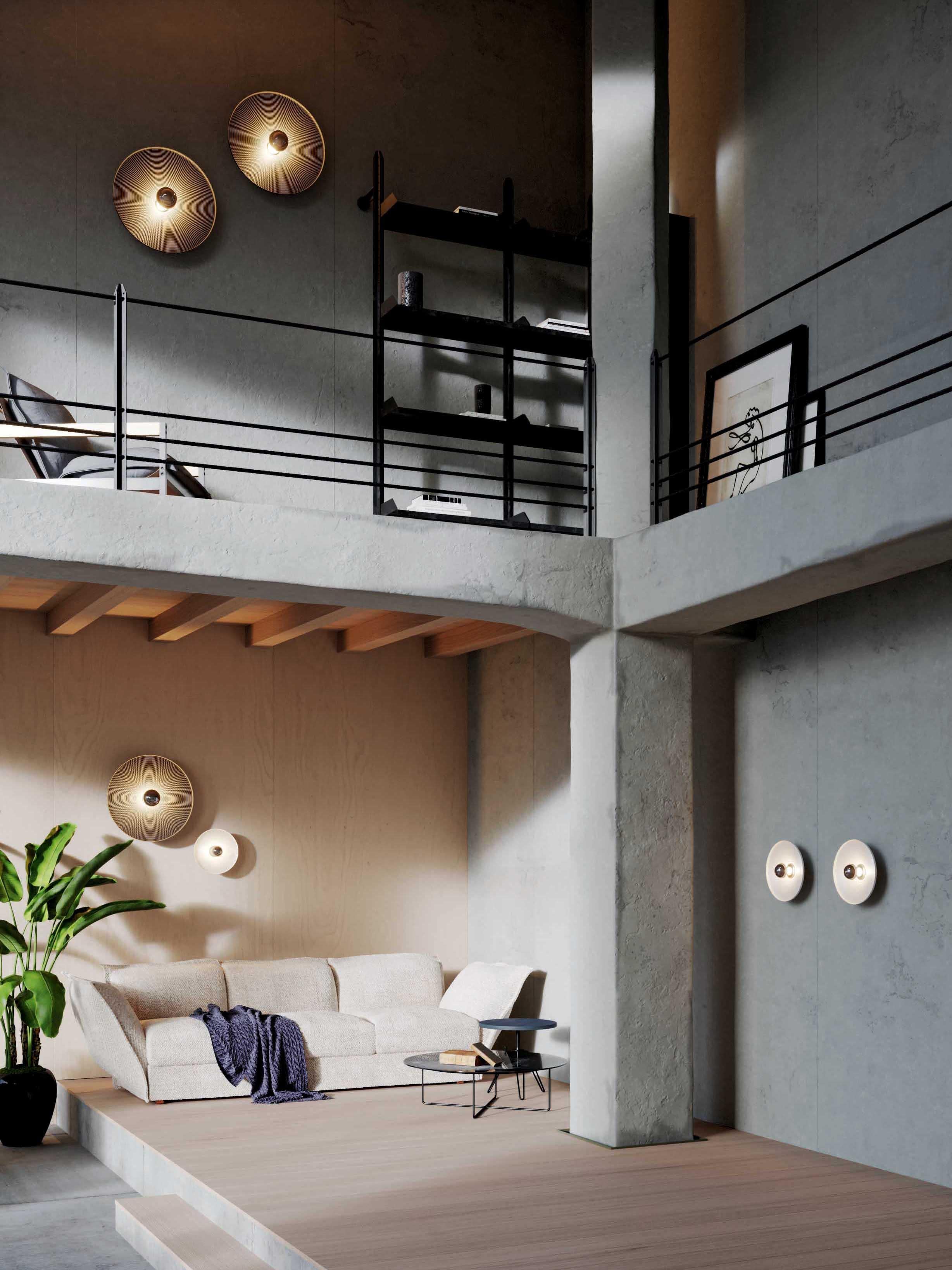 VINILO Lámpara de pared pequeña en negro profundo by Diesel Living with Lodes Metal en venta