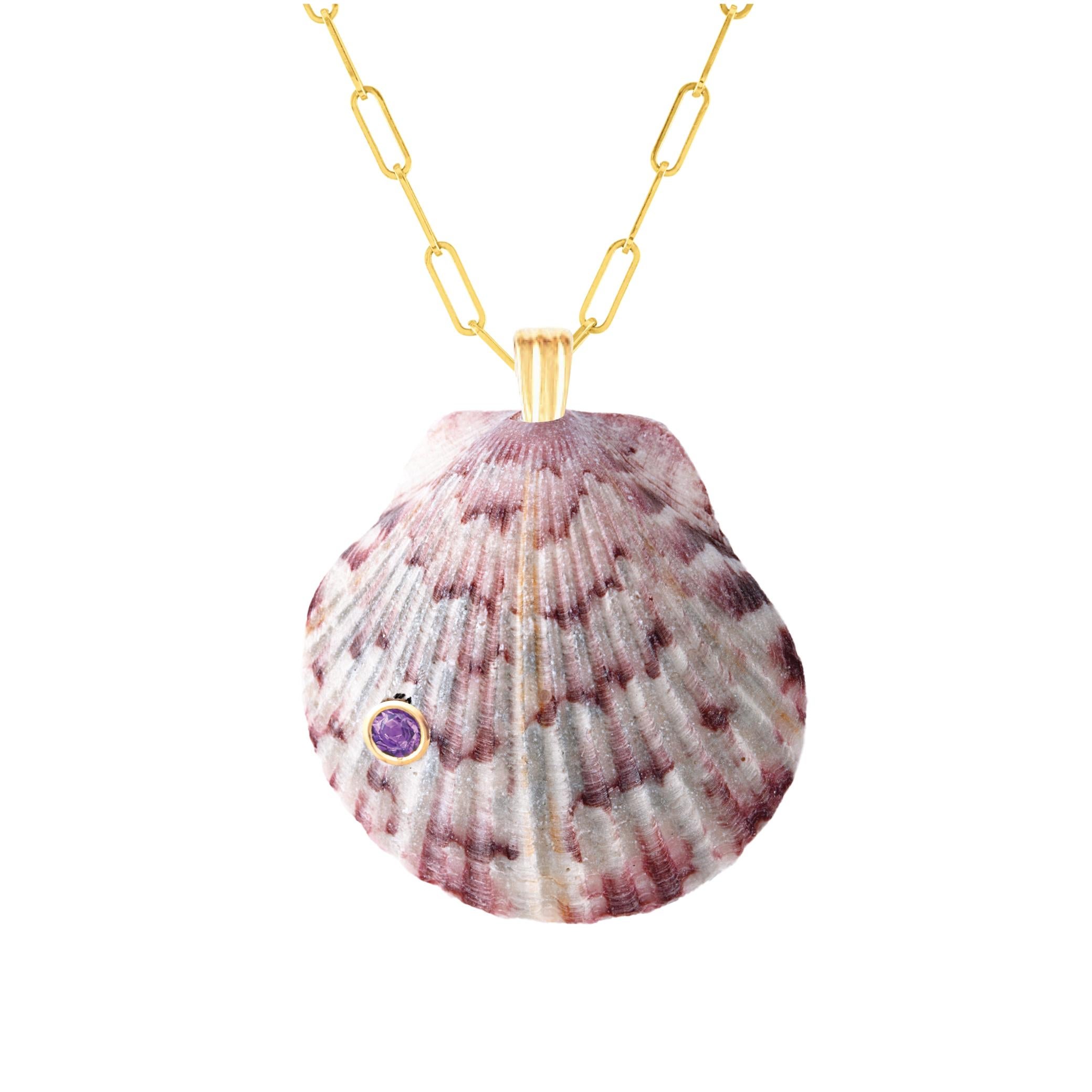 Moderno Ciondolo conchiglia naturale Viola con oro 14k e gemma ametista naturale in vendita