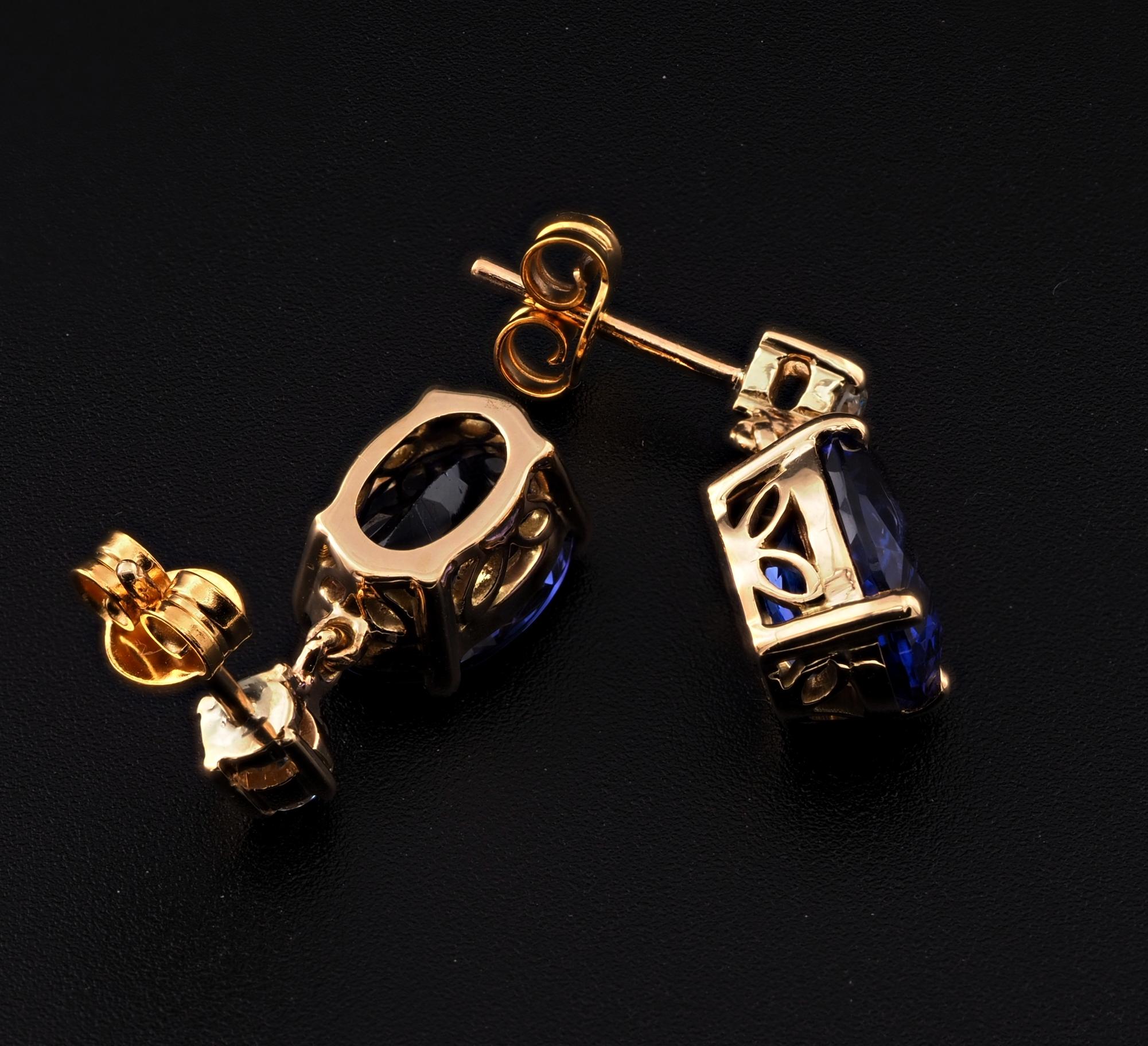 Oval Cut Violet Blue Colour 7.50 Ct Tanzanite Diamond Earrings For Sale