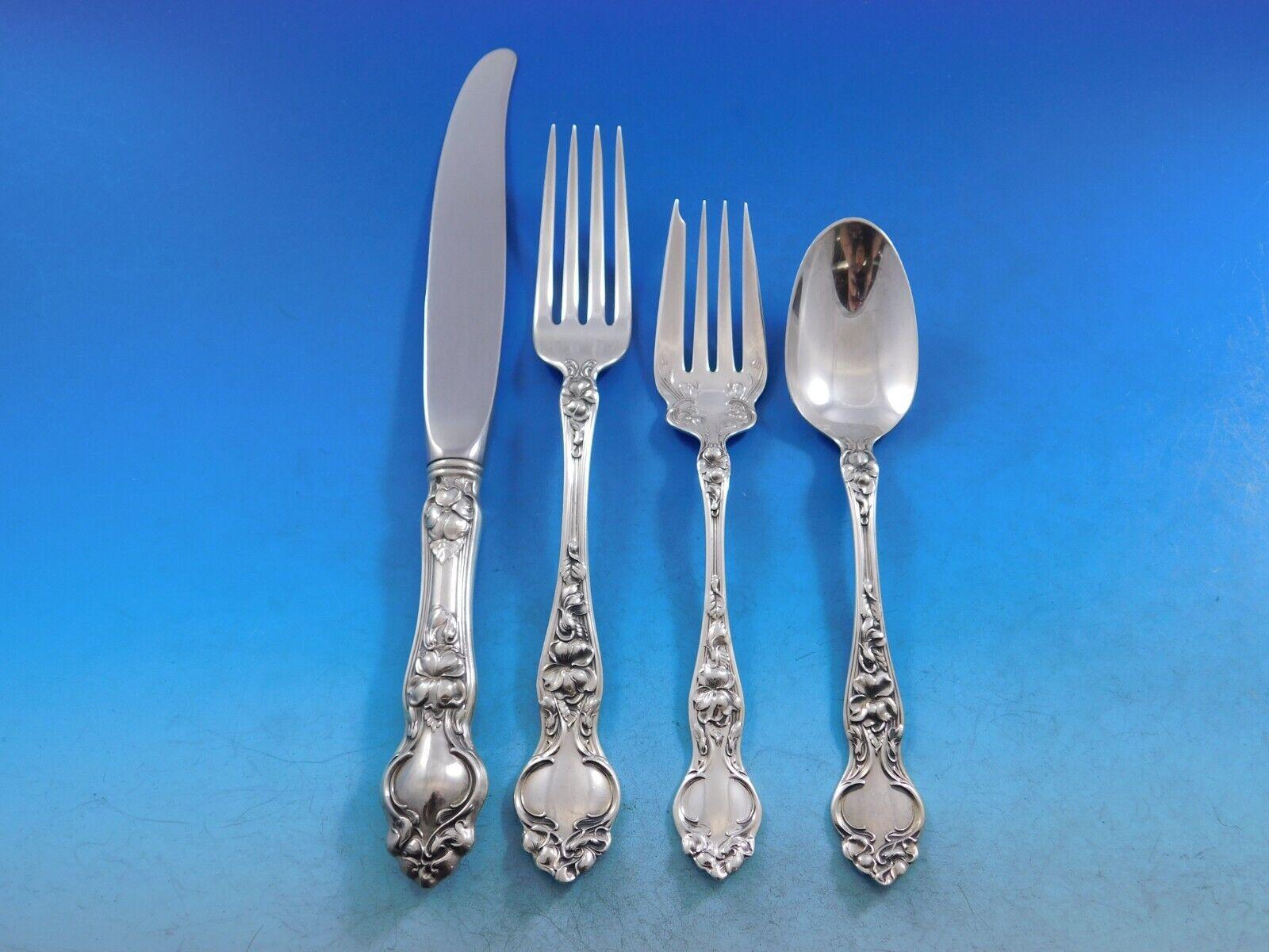 Violet by Wallace Sterling Silver Flatware Service for 12 Set 64 Pcs No Monogram In Excellent Condition For Sale In Big Bend, WI