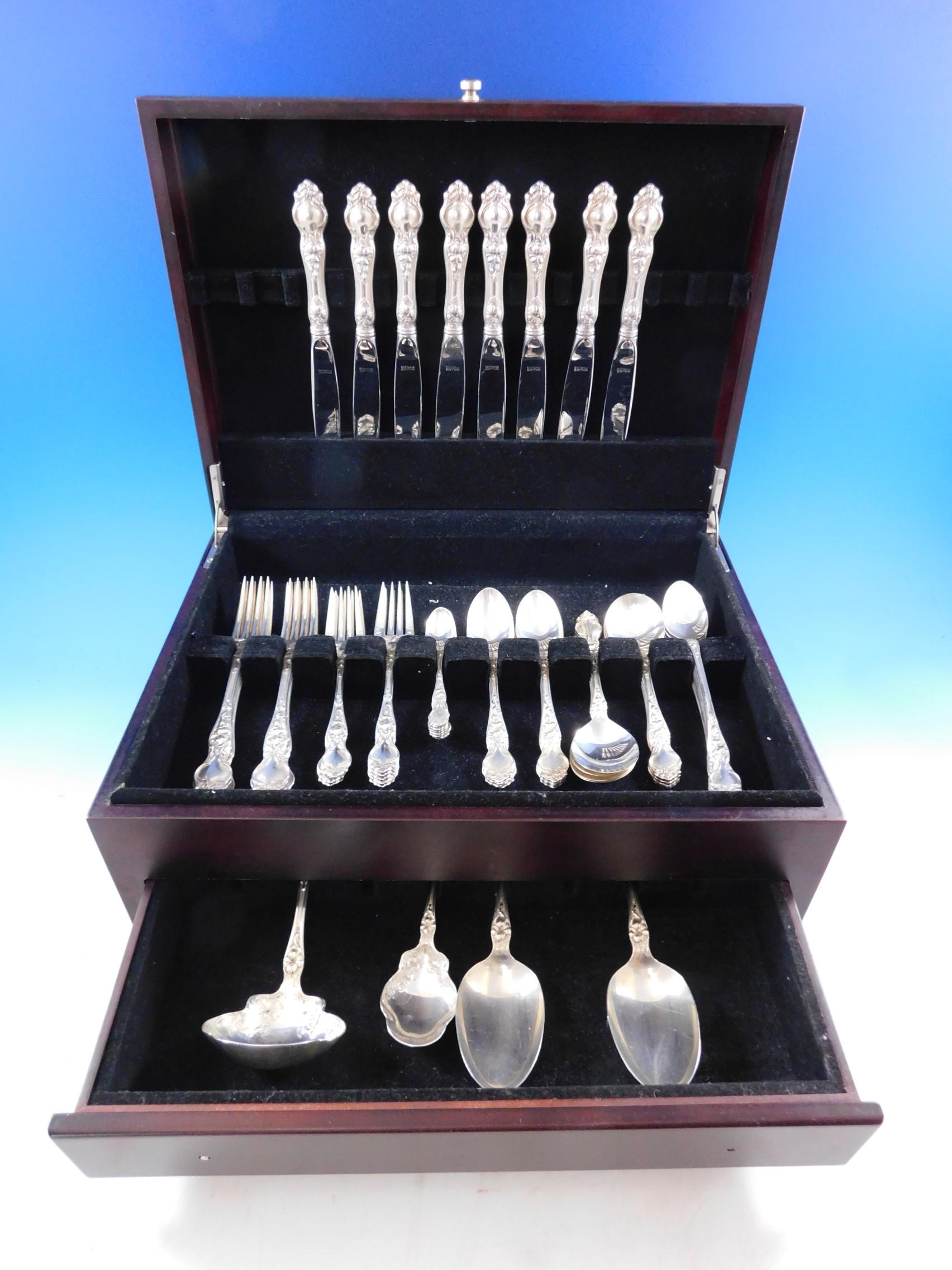 Violet by Wallace sterling silver flatware set - 60 pieces. This set includes:


8 Knives, 9