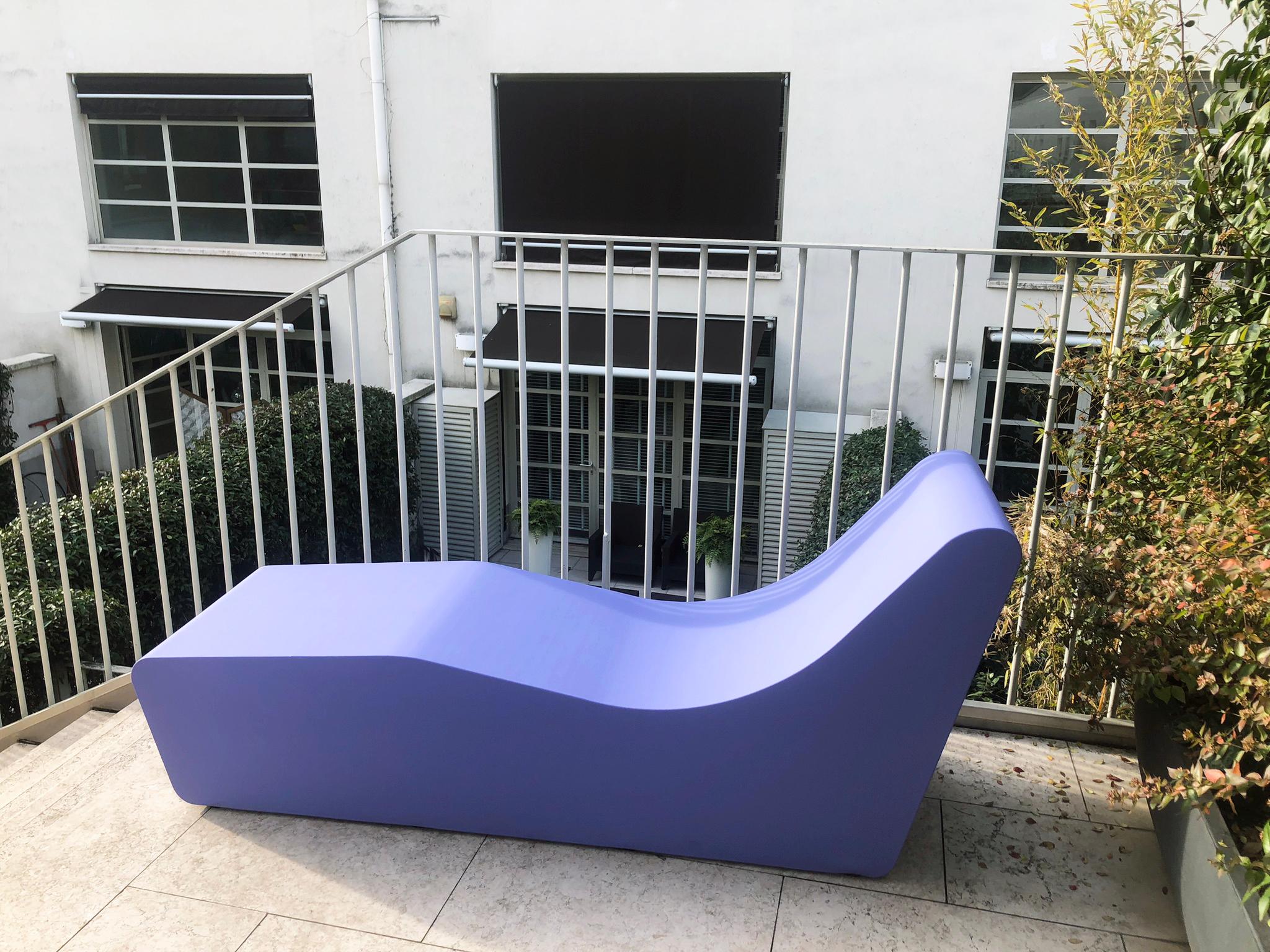 Violet outdoor and indoor chaise longue For Sale 1