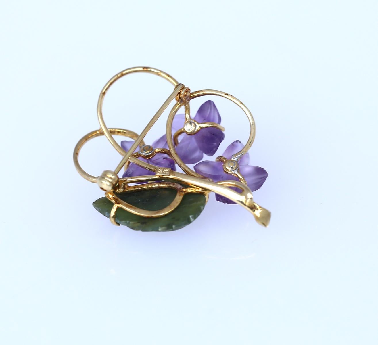 violet flower brooch