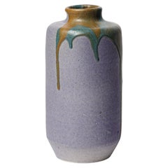 Vase en céramique émaillée violette, verte et brune de Léon Pointu, vers 1930.