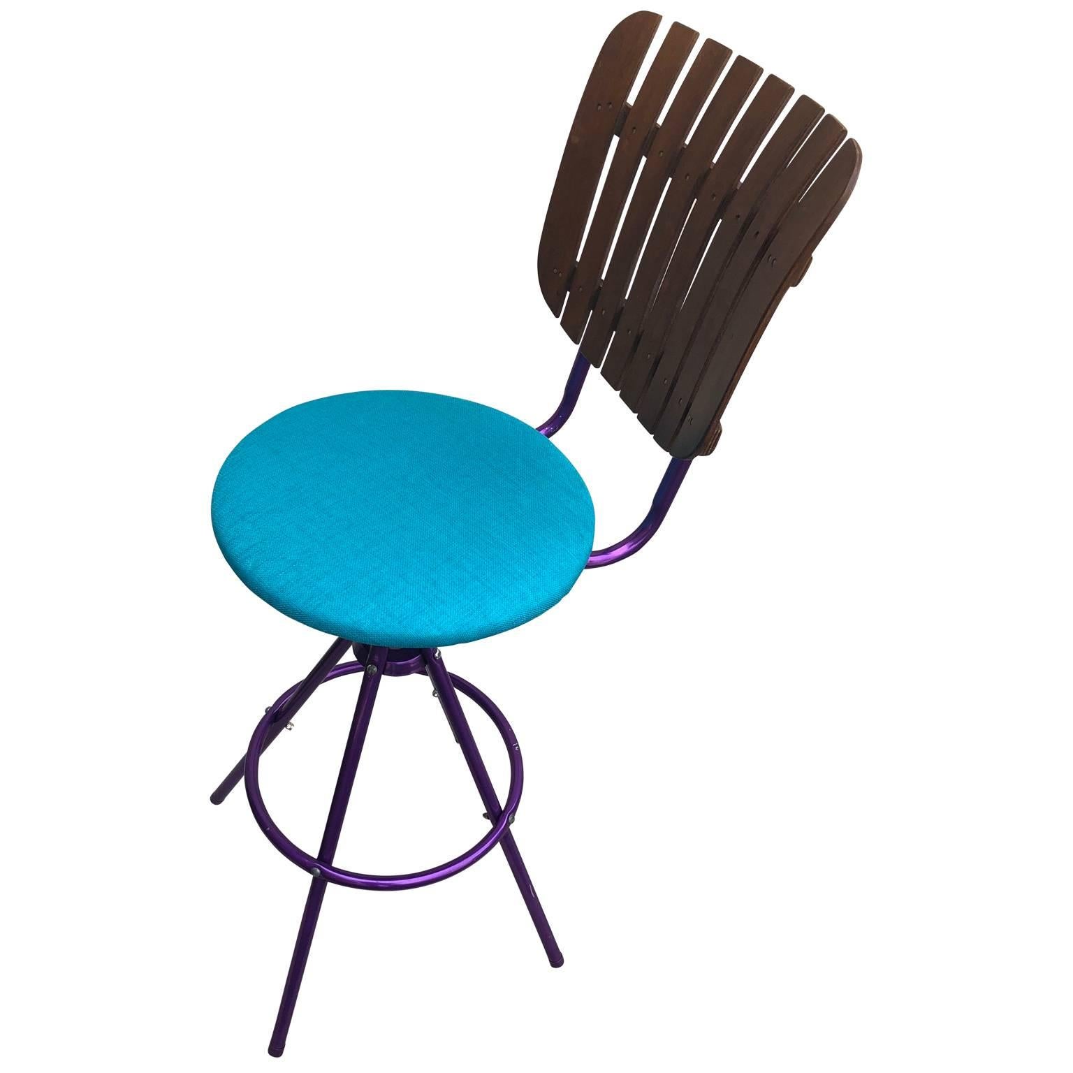 Violet Mid-Century Modern Bar Stool In The Style Of Arthur Umanoff In Good Condition For Sale In Haddonfield, NJ