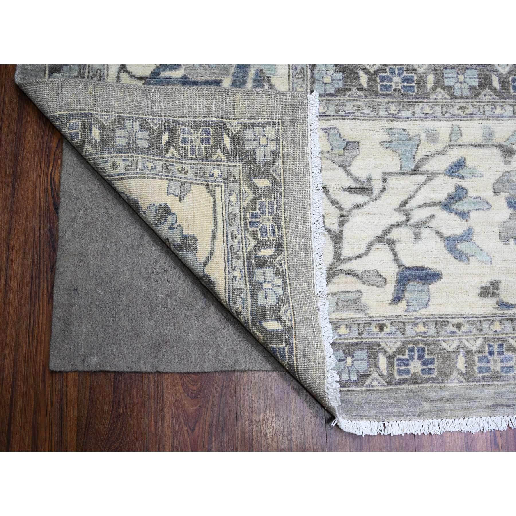 Afghan Violet Mist Gray Fine Peshawar Tapis carré en laine douce nouée à la main 11'9