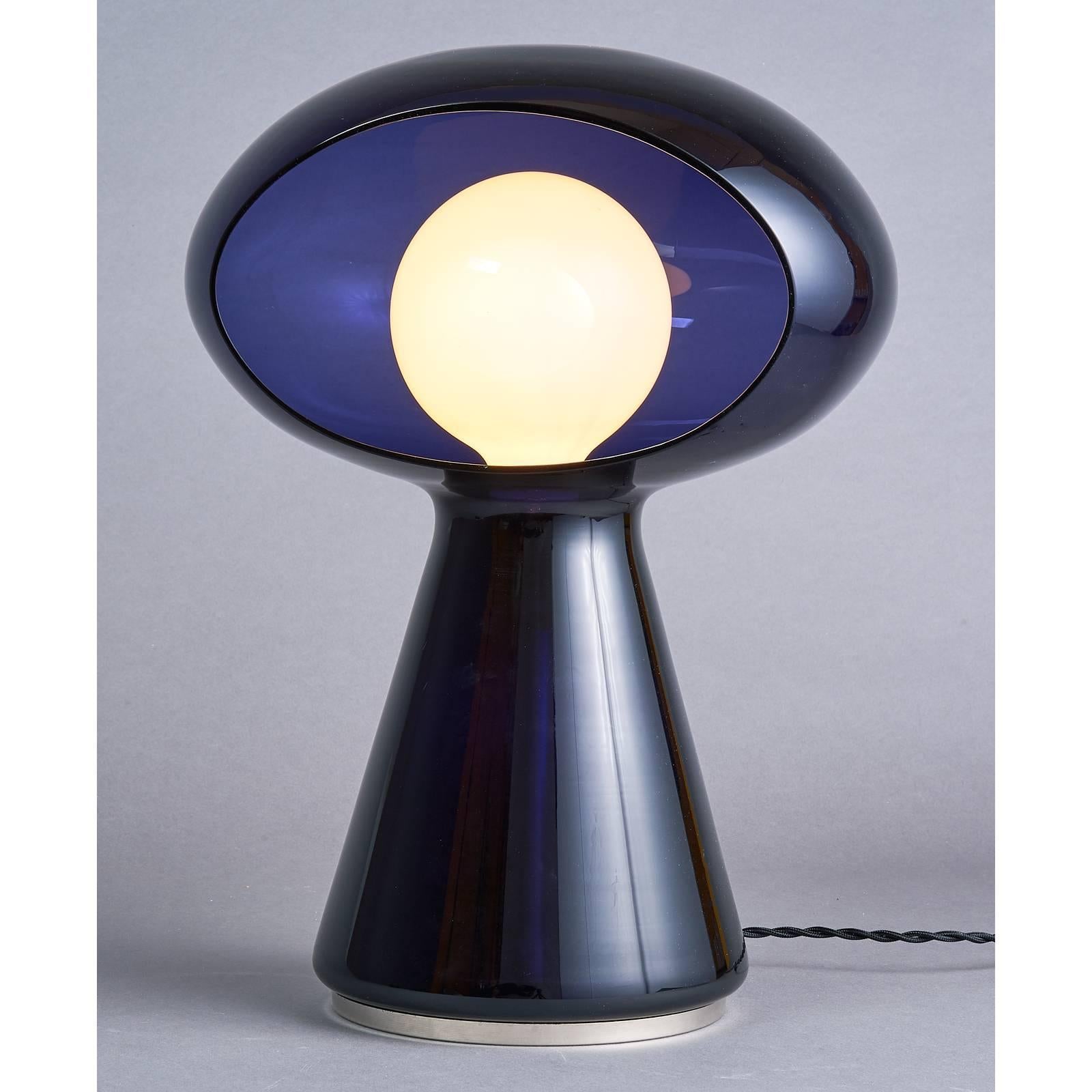 Lampe en verre de Murano soufflé violette de Vistosi, 1970 Bon état - En vente à New York, NY