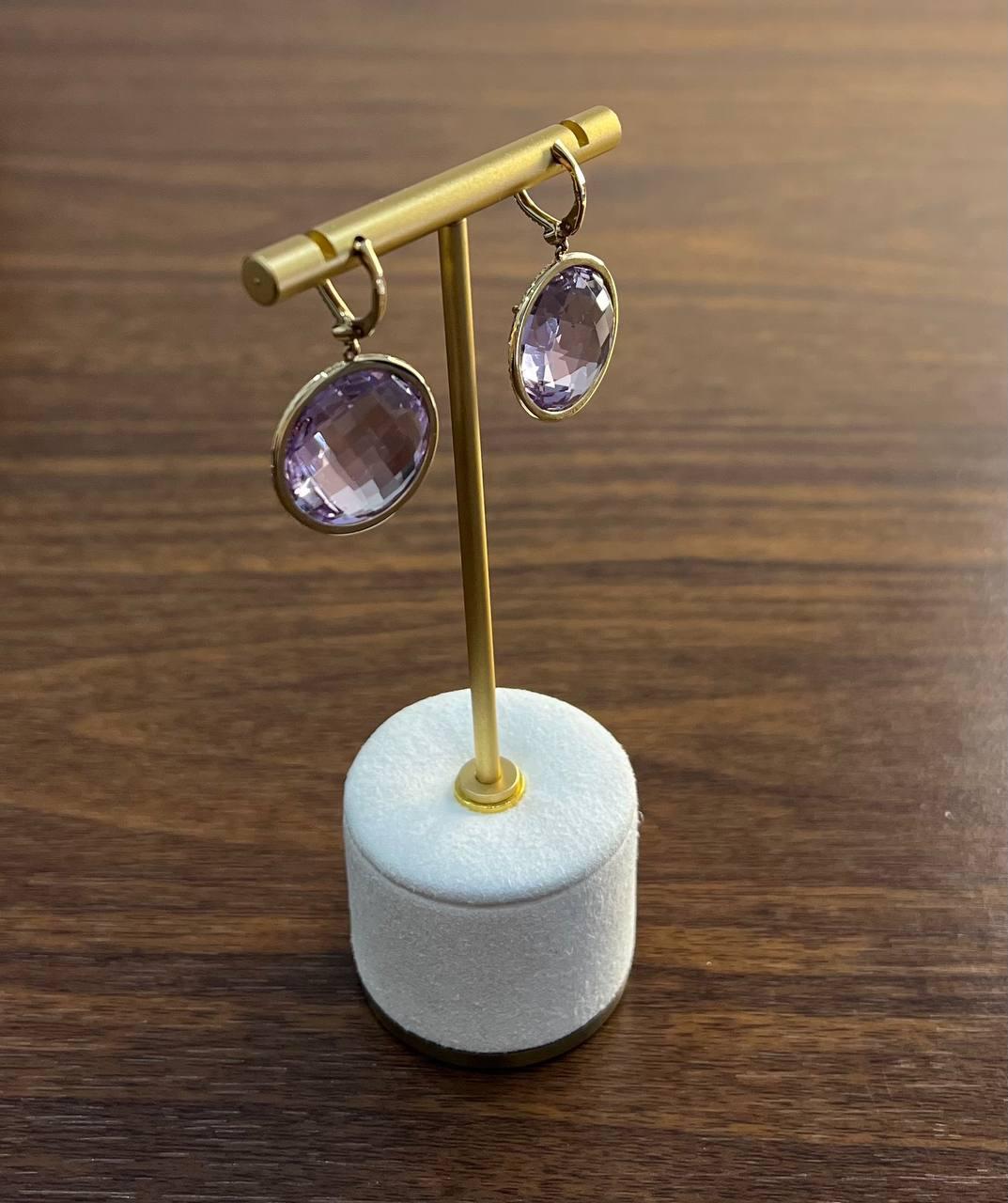 Boucles d'oreilles uniques en or jaune 14K avec pendentifs en améthyste rose violet et diamants sertis en halo Pour femmes en vente