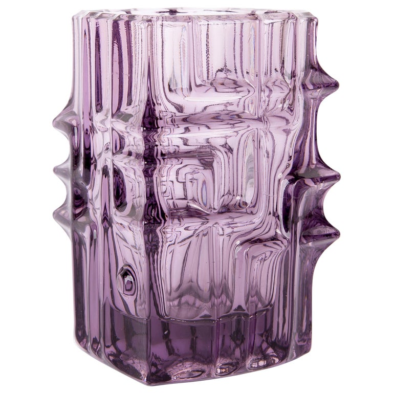 Violet Vase by Vladislav Urban for Sklo Union, 20th Century, Europe, 1960s  For Sale at 1stDibs | sklo union vase, vladislav urban vase, vladislav  urban glass vase