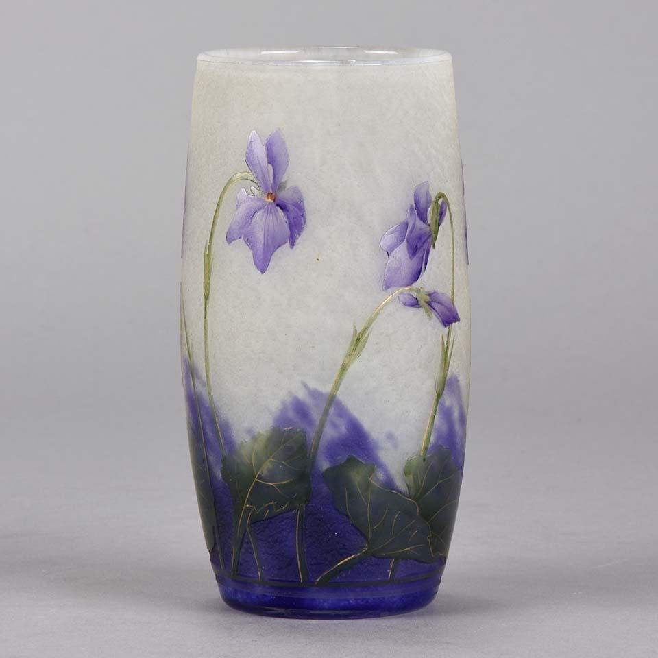 Verre taillé Vase Violettes de Daum Freres