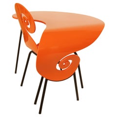 Violin Desk and Chair by Maroeska Metz