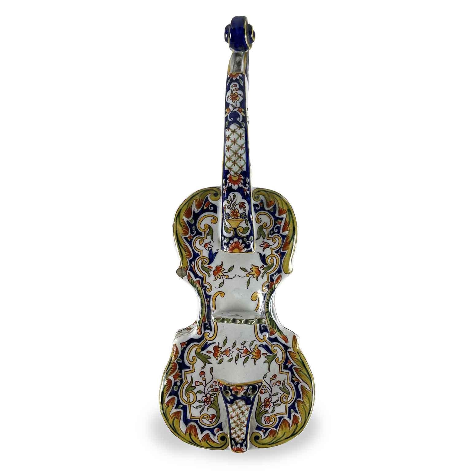 Violín En Mayólica Manufactura Rouen Principios 1800 Cerámica Musical Francesa en venta 4
