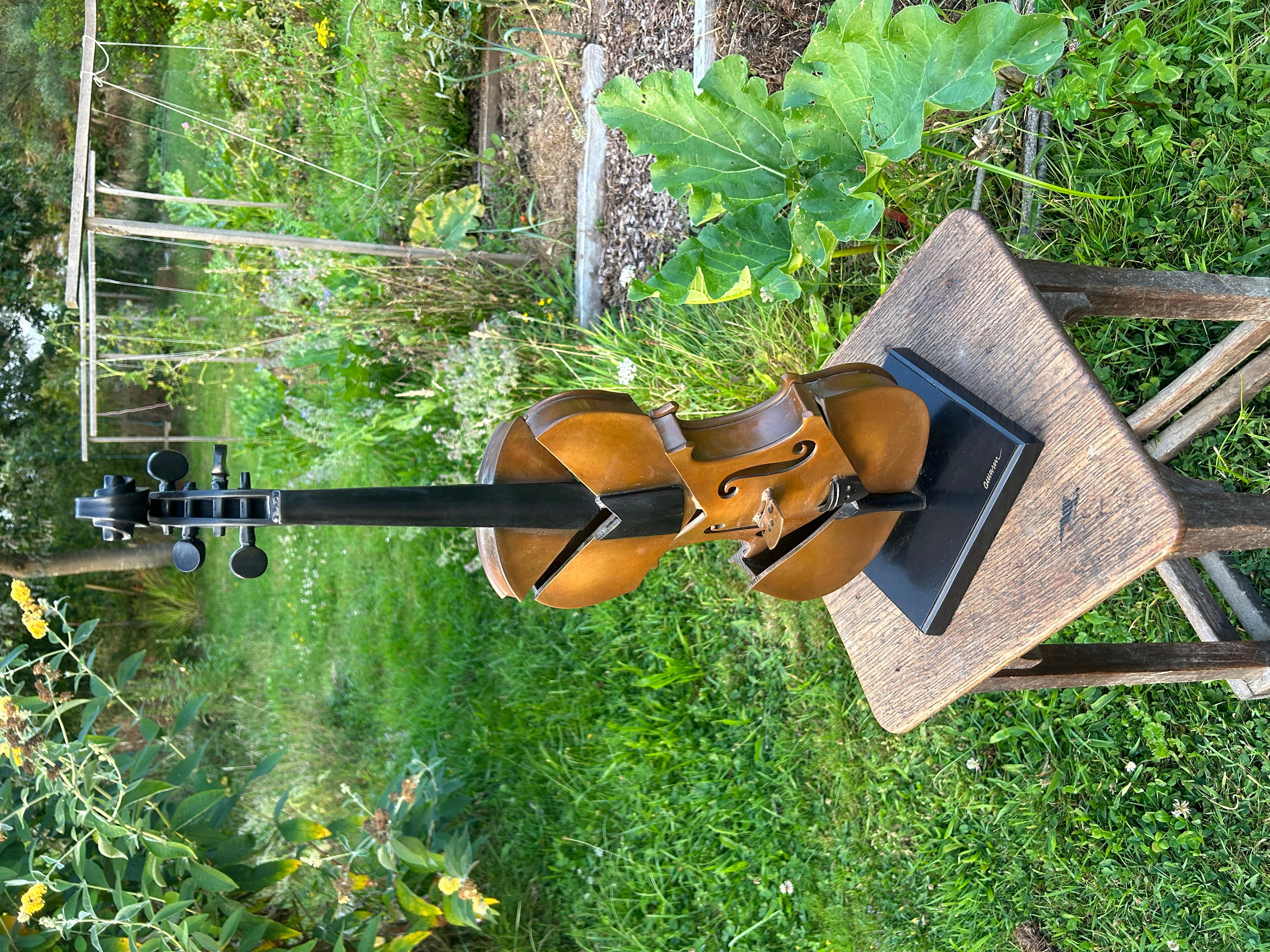 Francese Arman - Violon Coupé II Hommage à Picasso in vendita