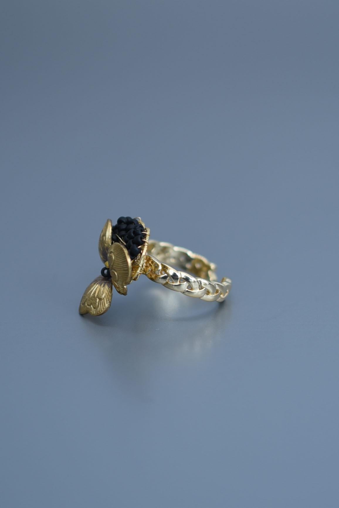 viora ring（black)  / vintage jewelry , 1970's vintage parts In New Condition For Sale In Sammu shi, JP