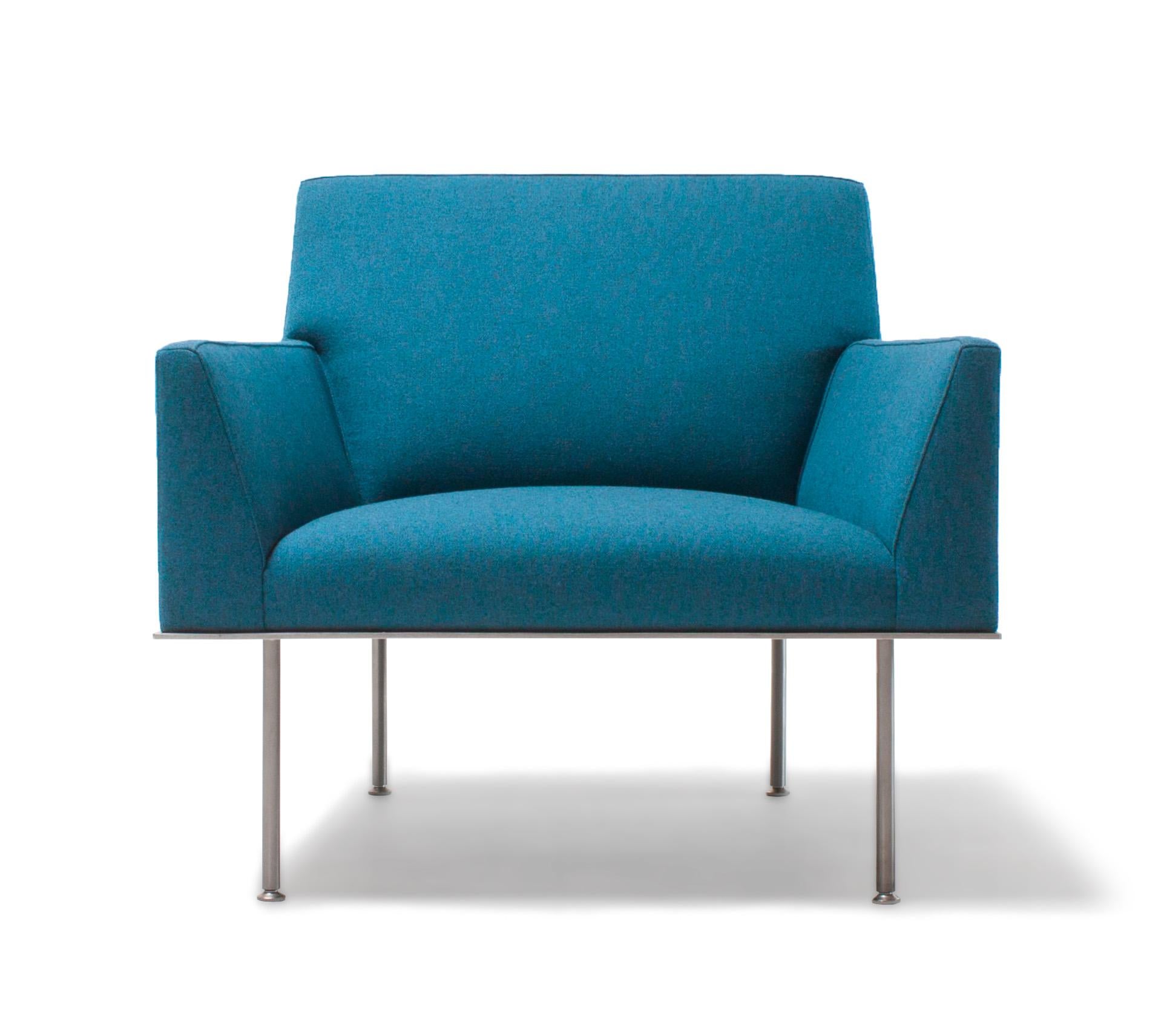 Mid-Century Modern Vioski New Century Modern Angeles Lounge Chair in Reef Bright Blue For Sale