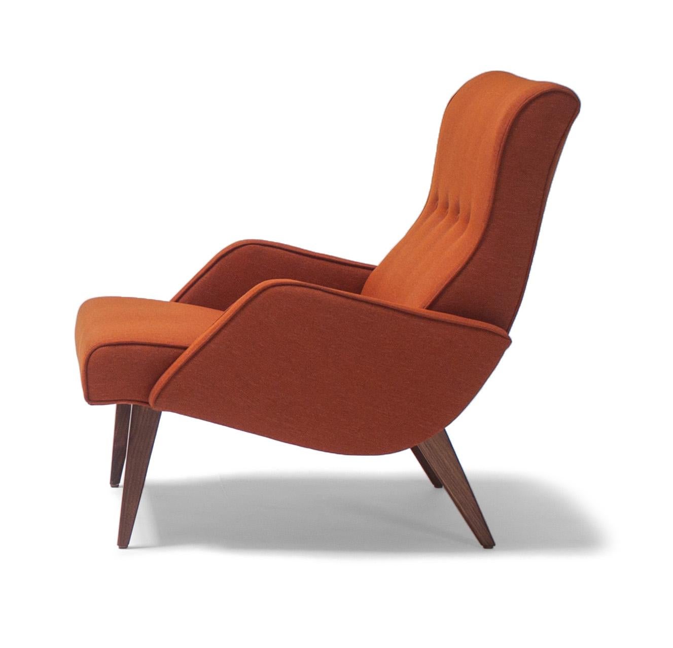 Mid-Century Modern Vioski New Century Modern Milo Lounge Chair in Carmine Orange For Sale