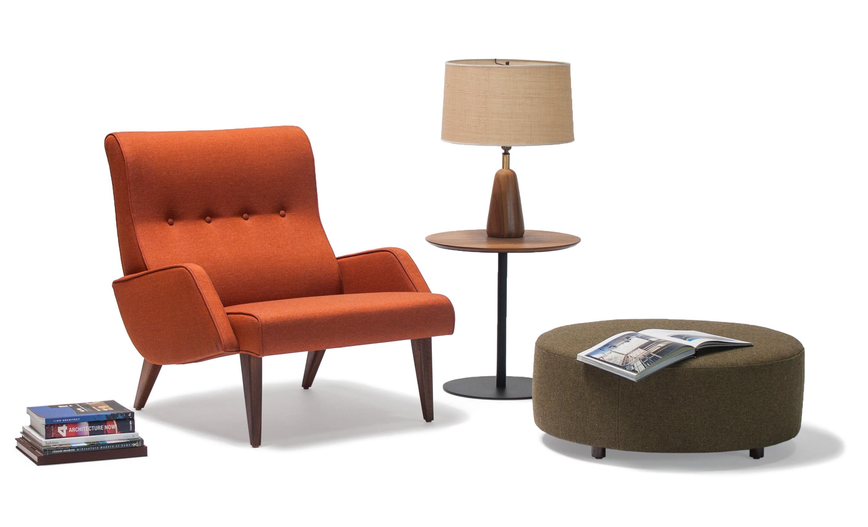 Hand-Crafted Vioski New Century Modern Milo Lounge Chair in Carmine Orange For Sale