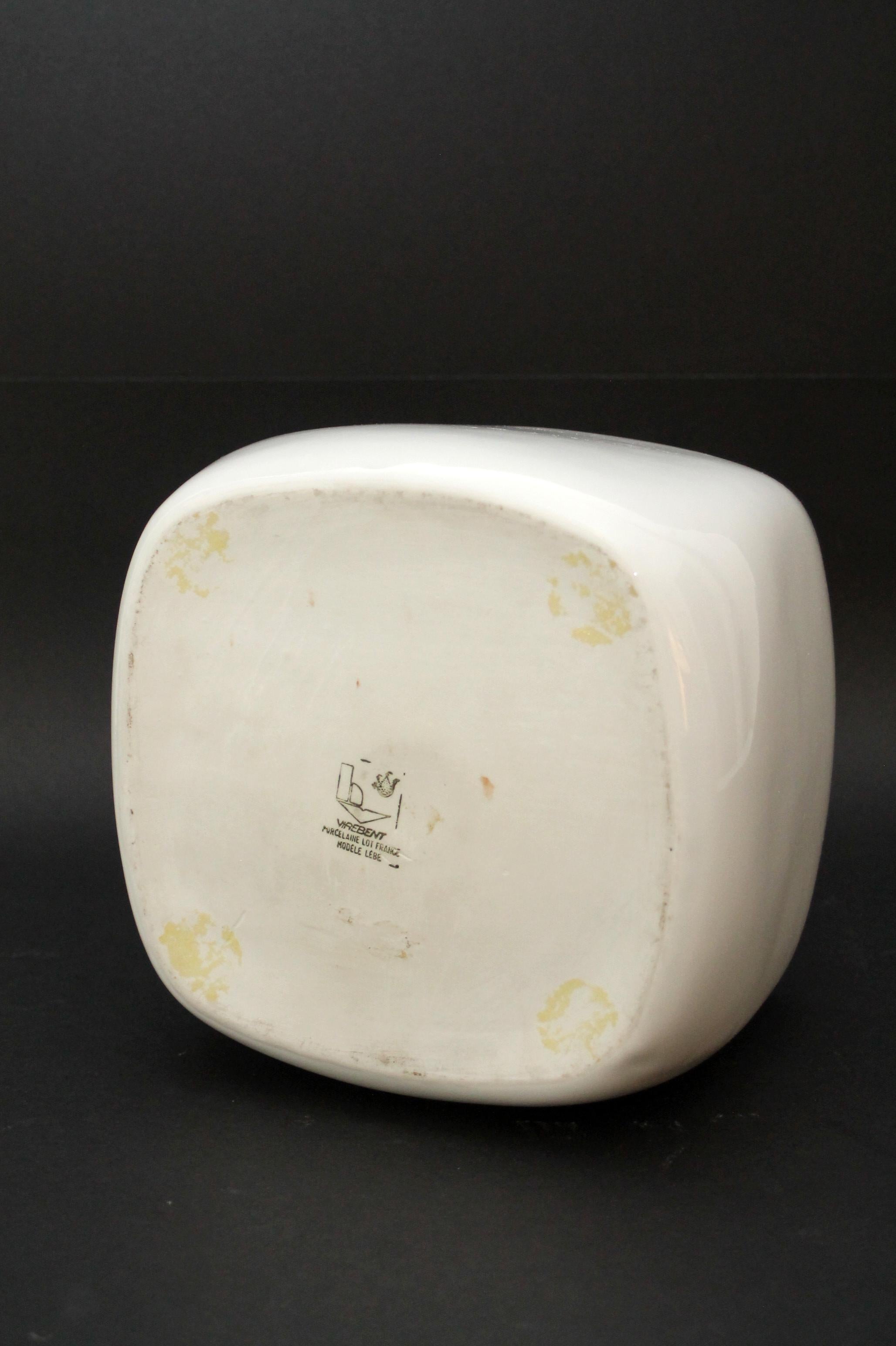 Hand-Crafted Virebent Mid-century modern white ceramic vase by Pierre Lebe (19x19x15cm) MINT For Sale